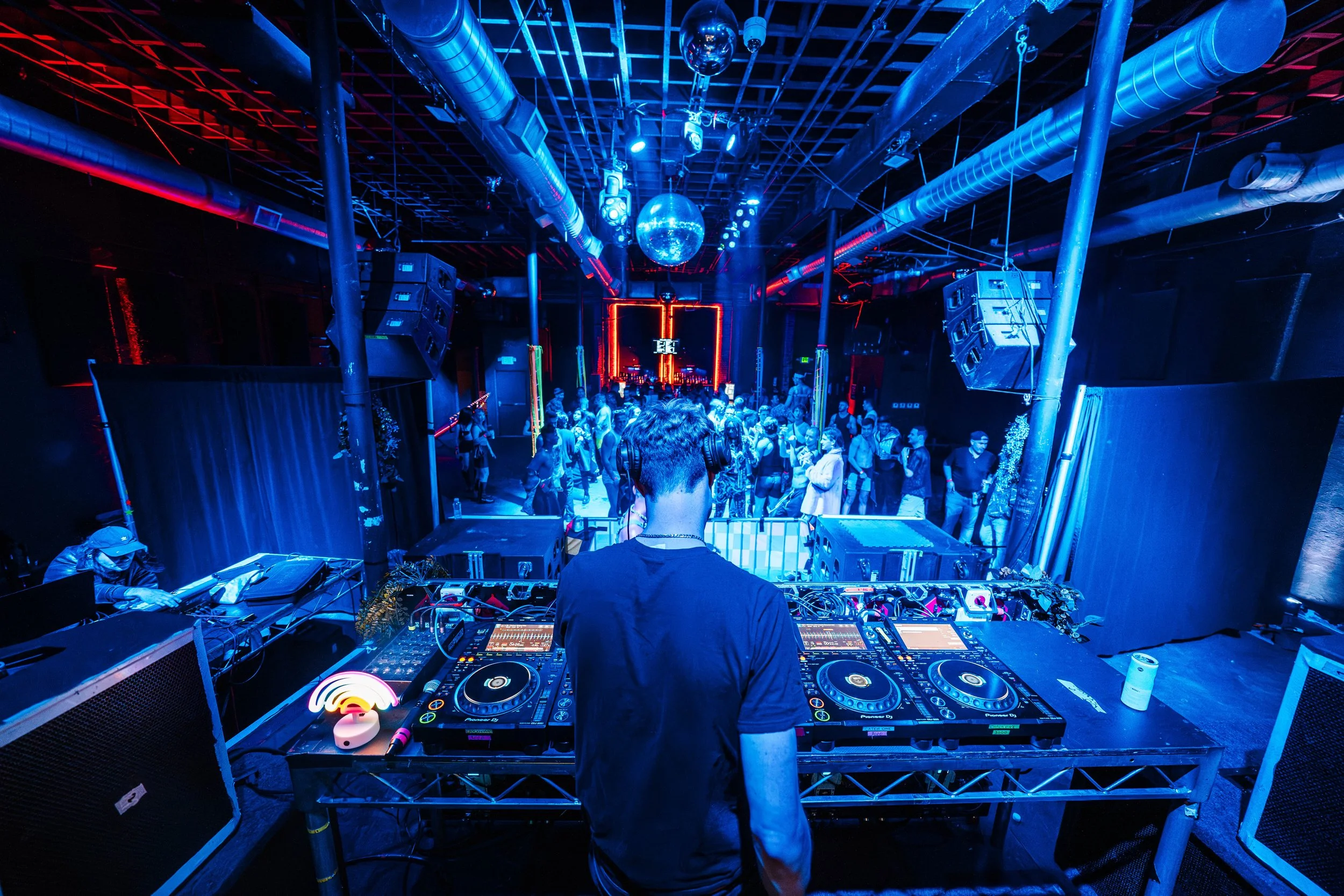 021024_Sam BlackyReverb_Jesse Vazquez_67.jpg
