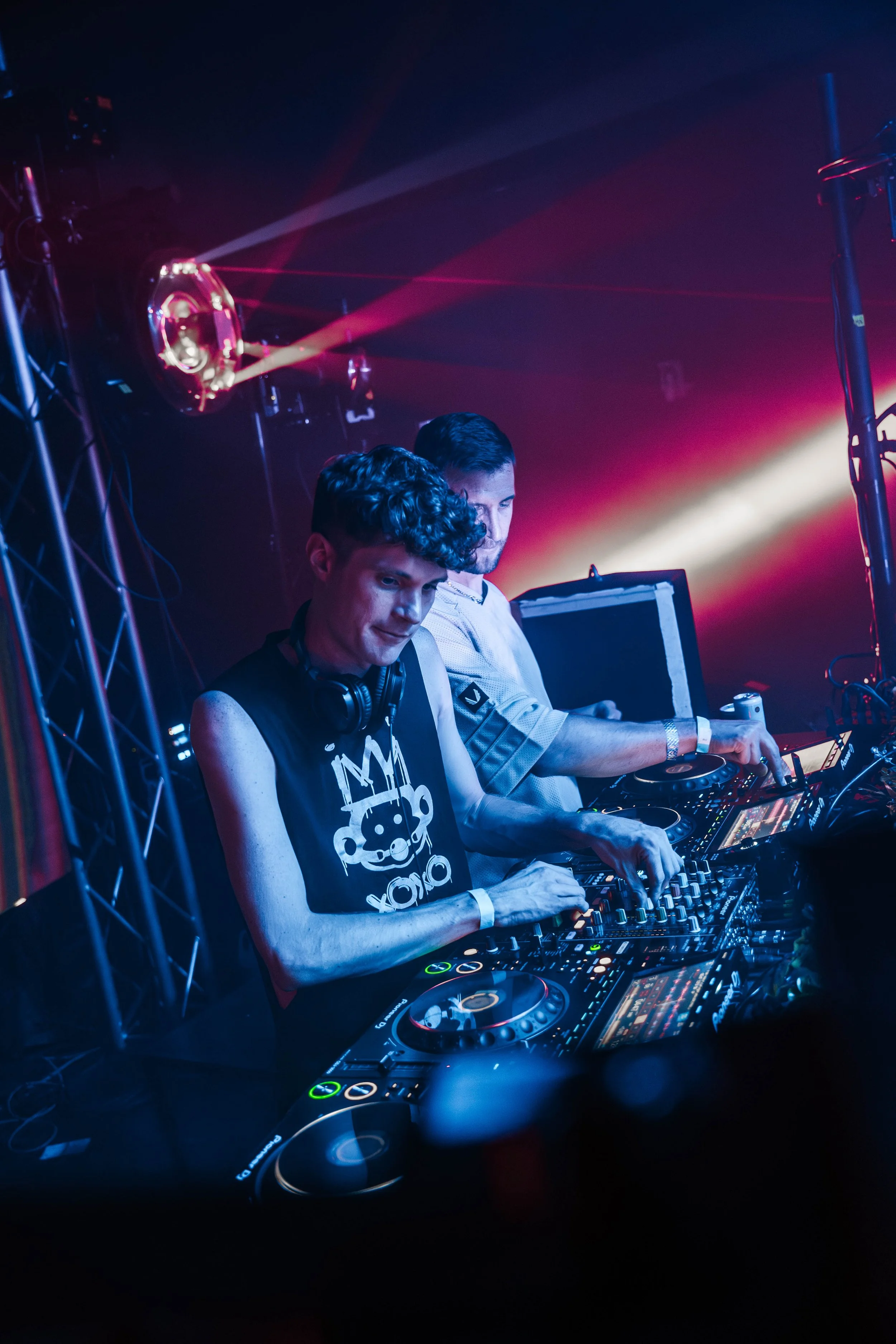 061224_Catch One_Reverb_JesseVazquez_Photos-75.jpg