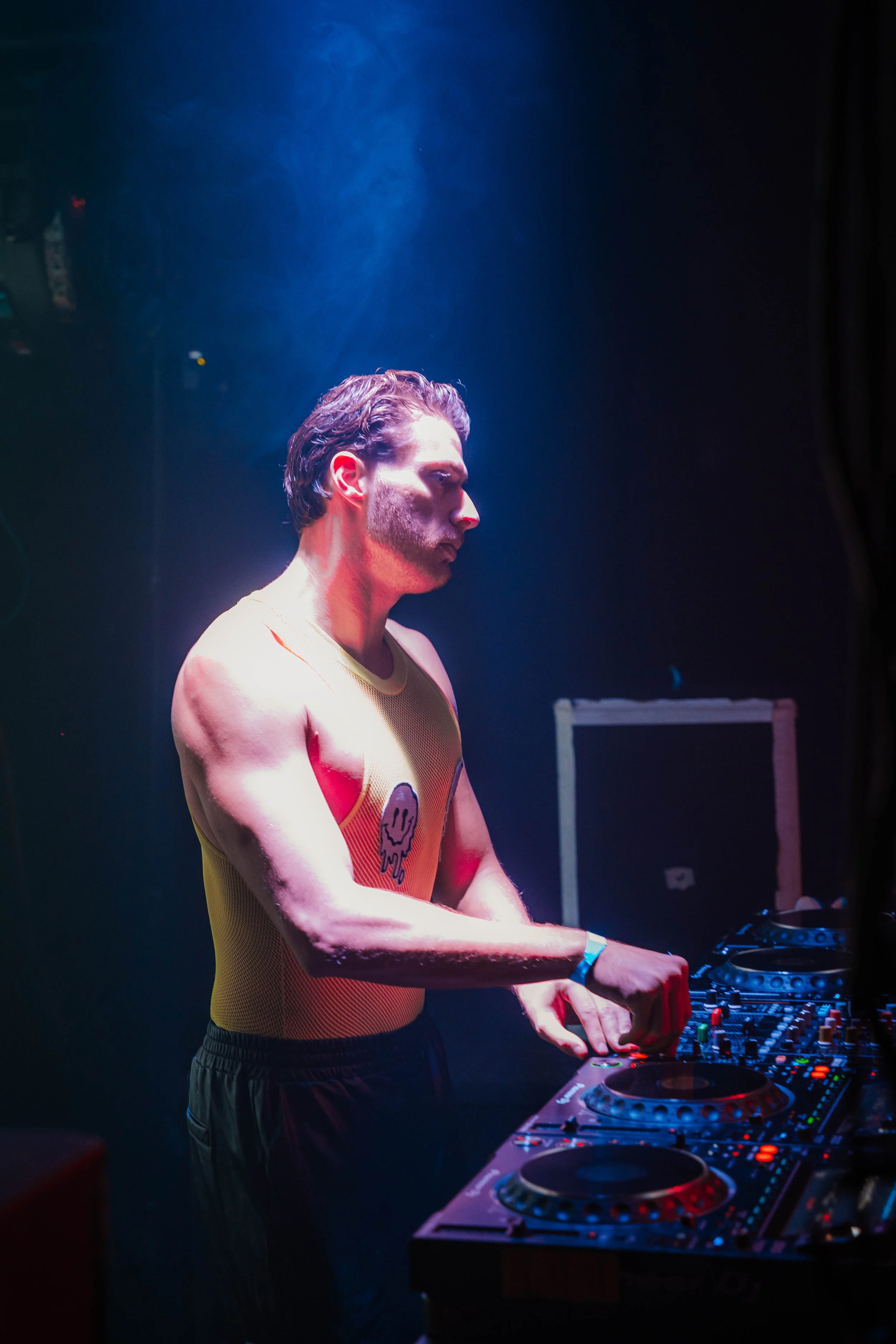 061224_Catch One_Reverb_JesseVazquez_Photos-01.jpg