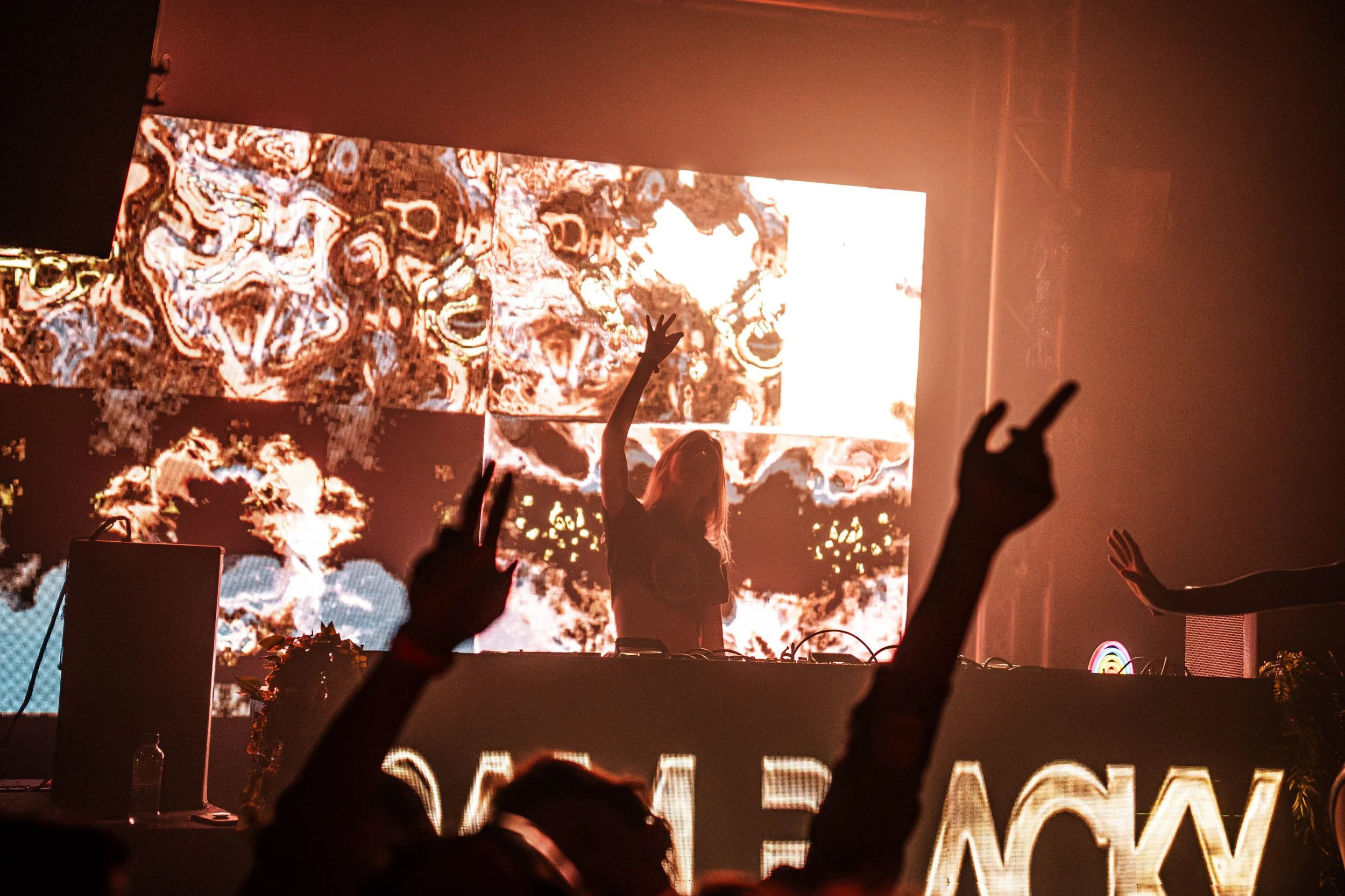 021024_Sam BlackyReverb_Jesse Vazquez_14.jpg
