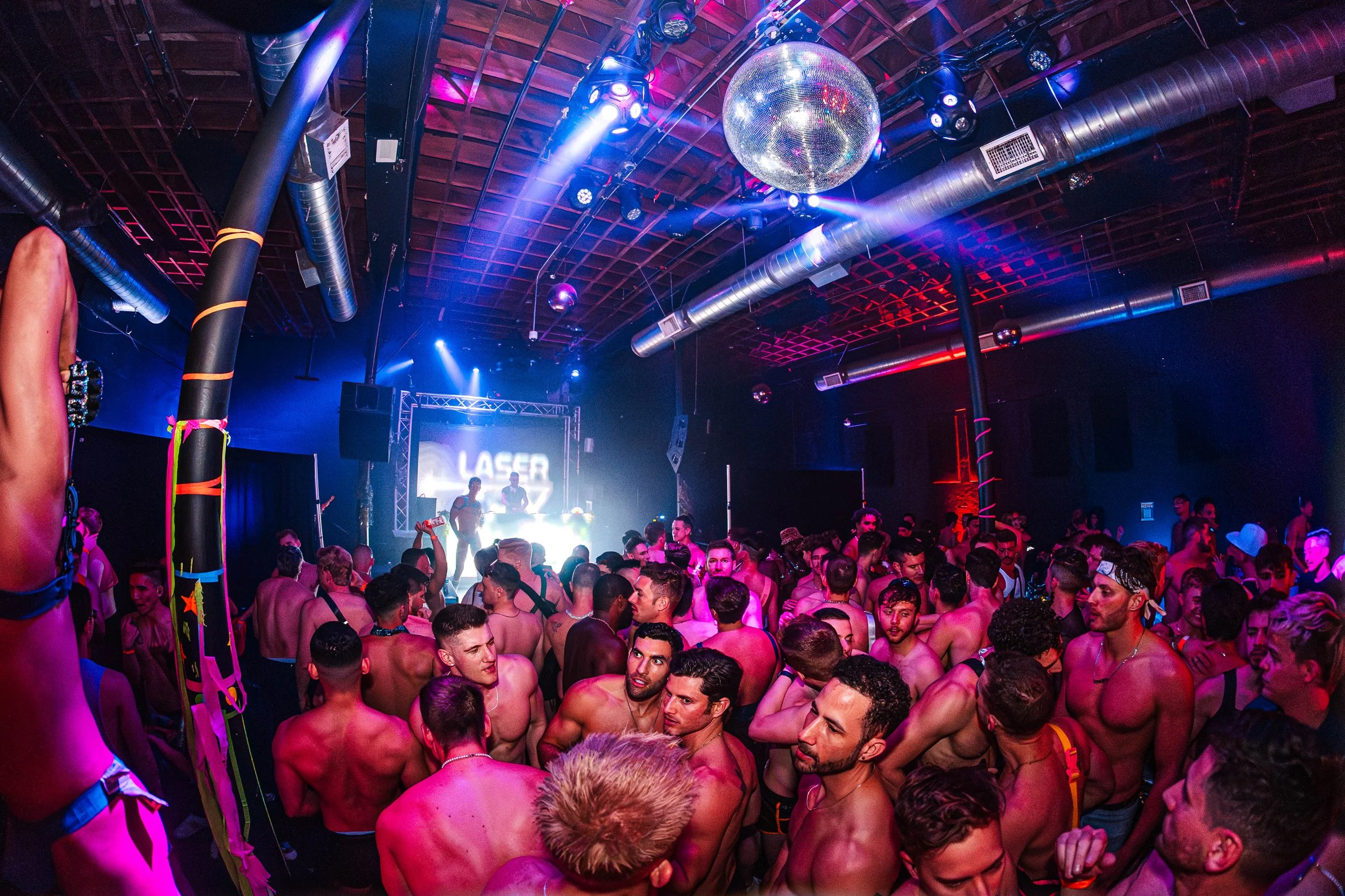 021024_Sam BlackyReverb_Jesse Vazquez_39.jpg