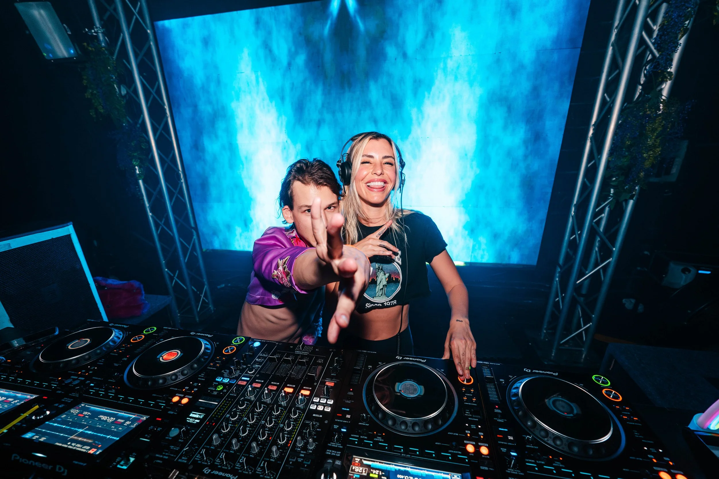 021024_Sam BlackyReverb_Jesse Vazquez_20 (1).jpg