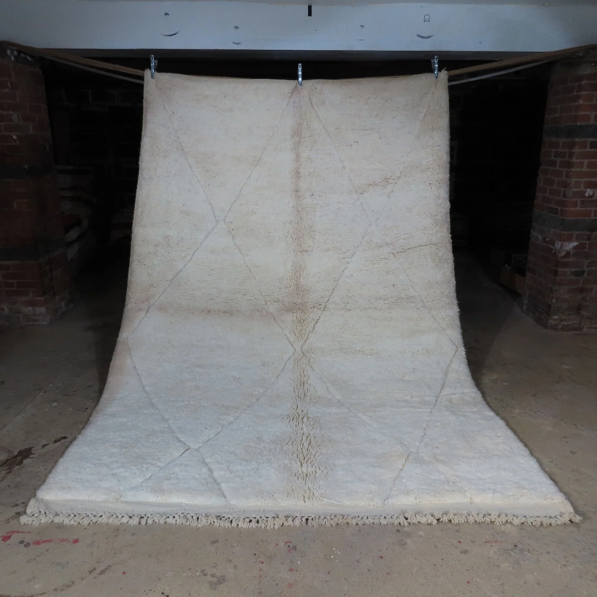125''x83''
