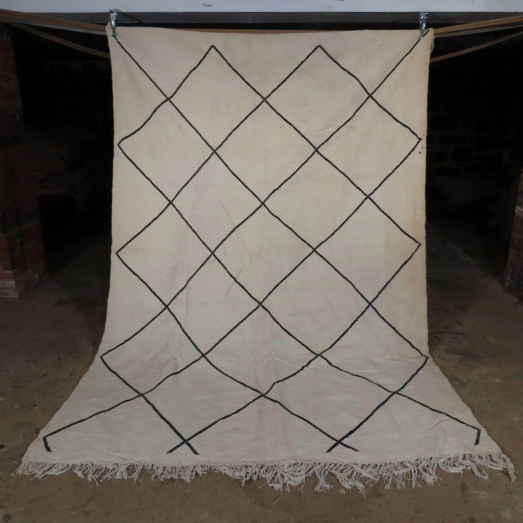 111''x80''