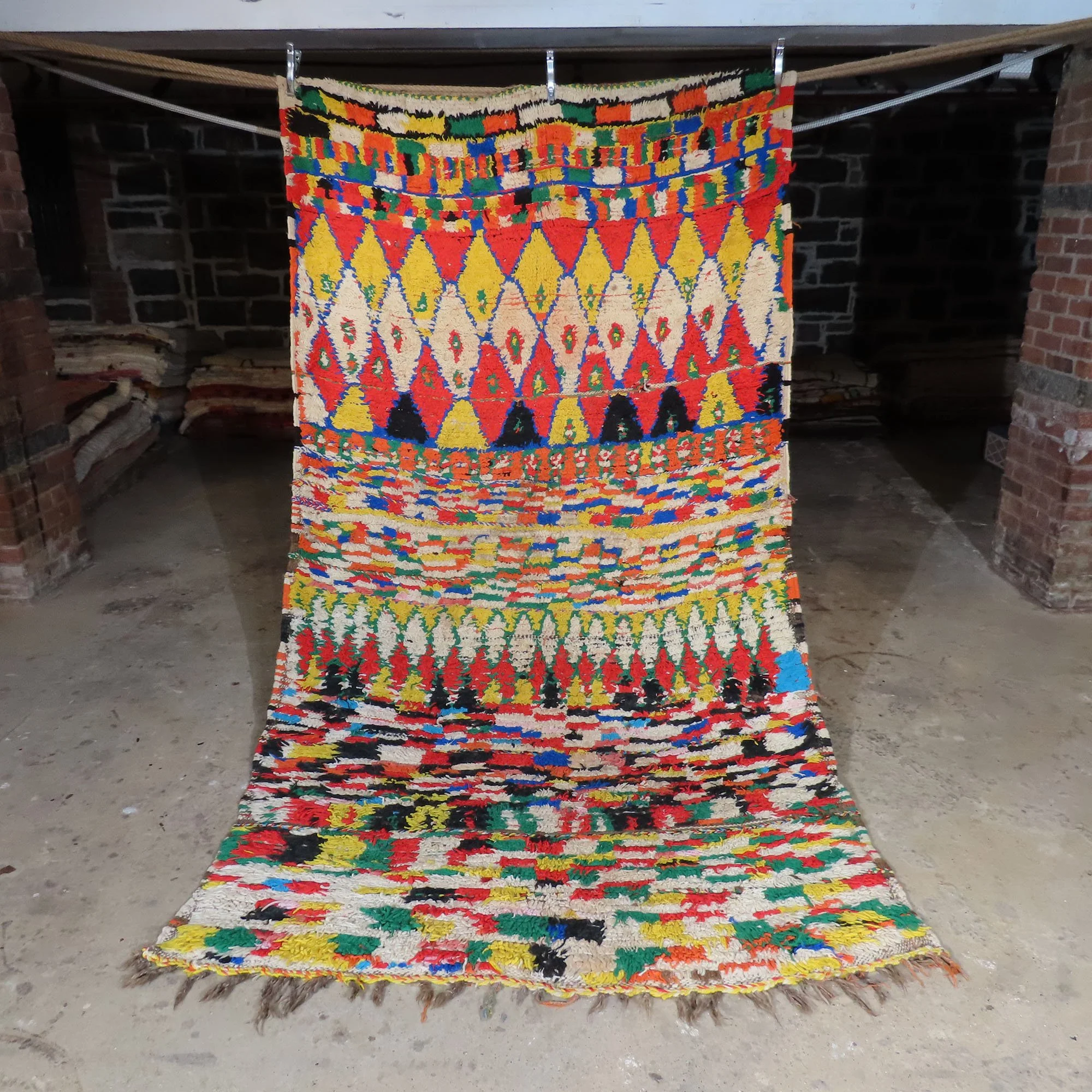 115''x65''