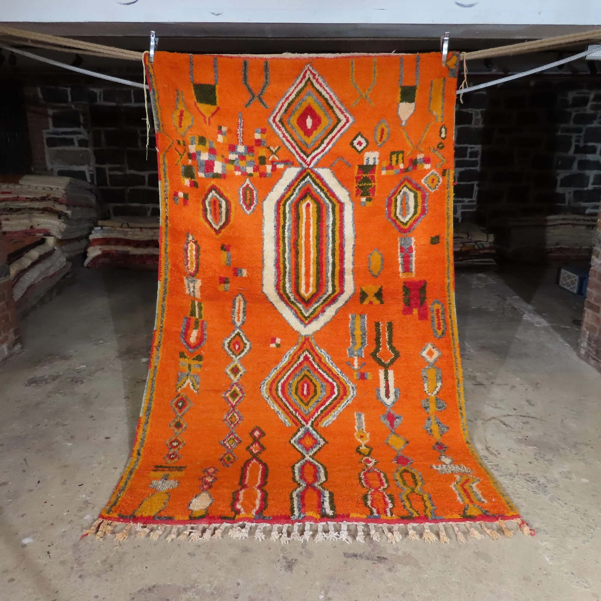 100''x63''