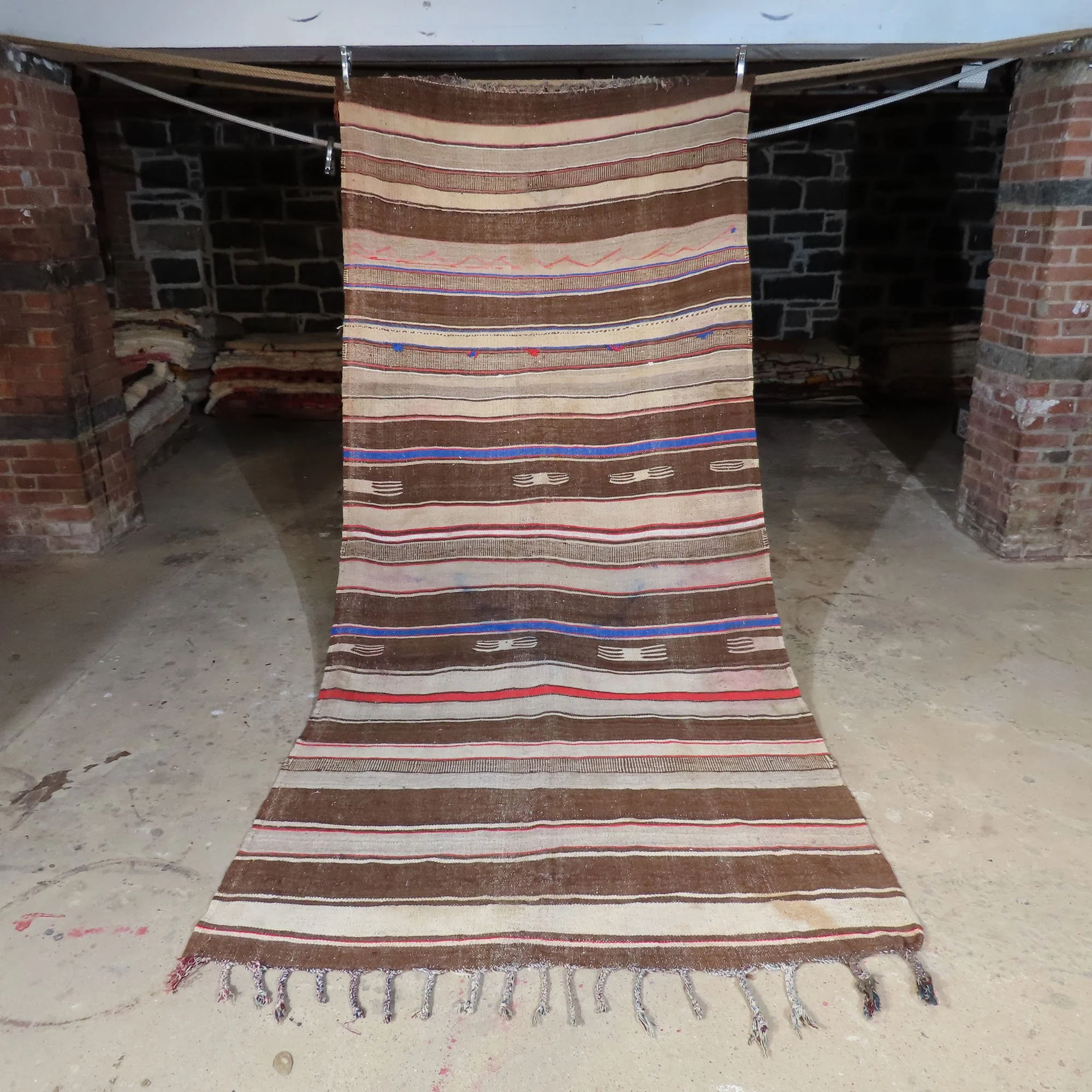 133''x58''