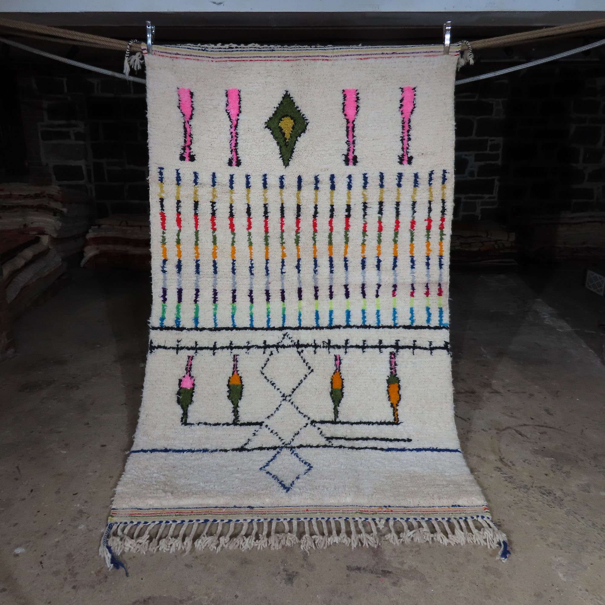 97''x58''