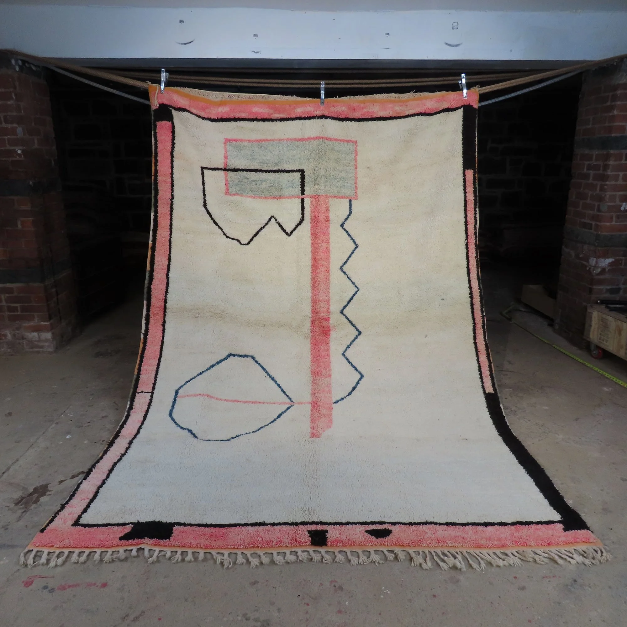 126''x83''