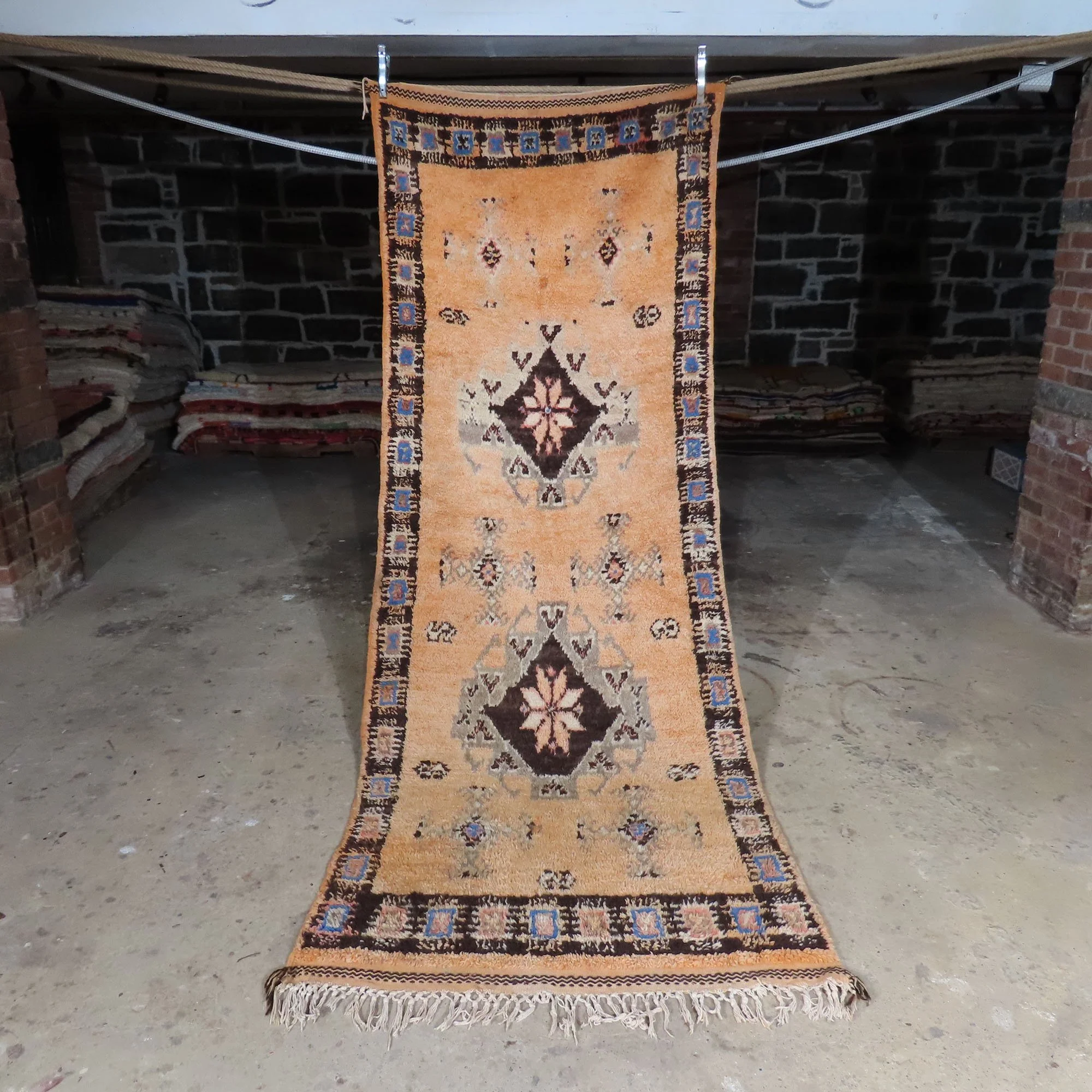 114''x43''