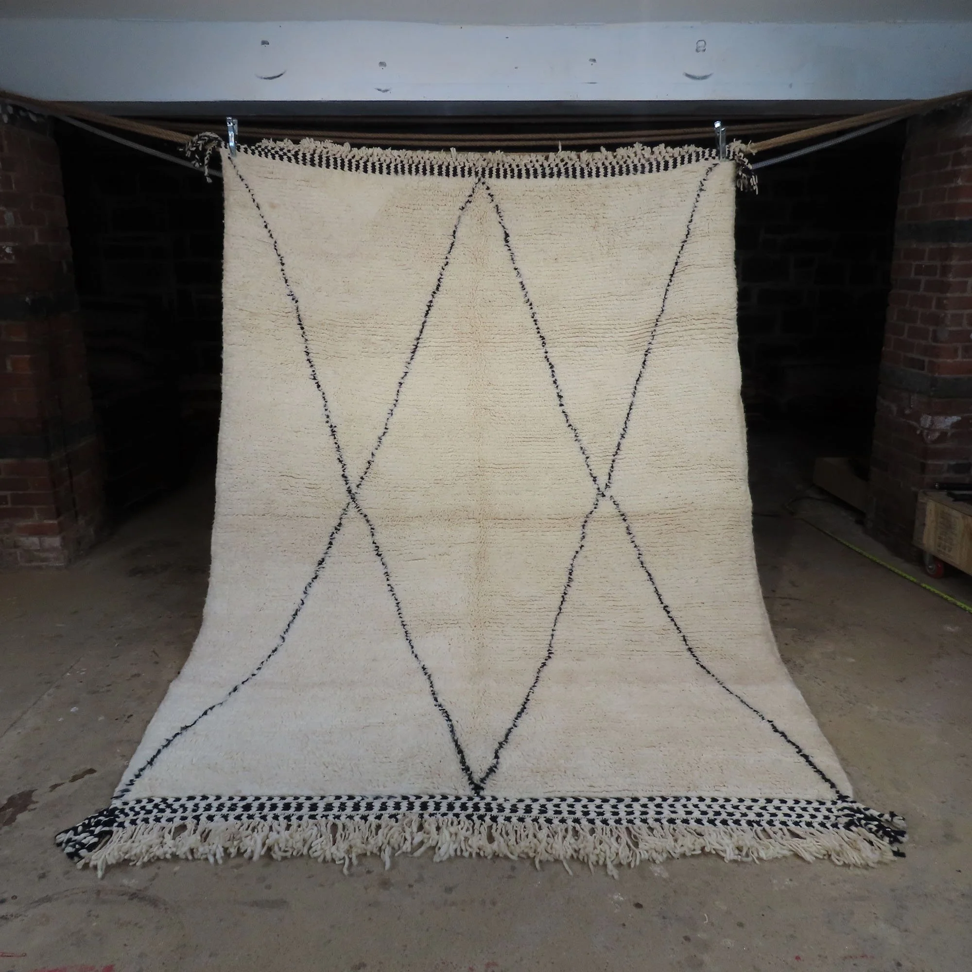 120''x82''