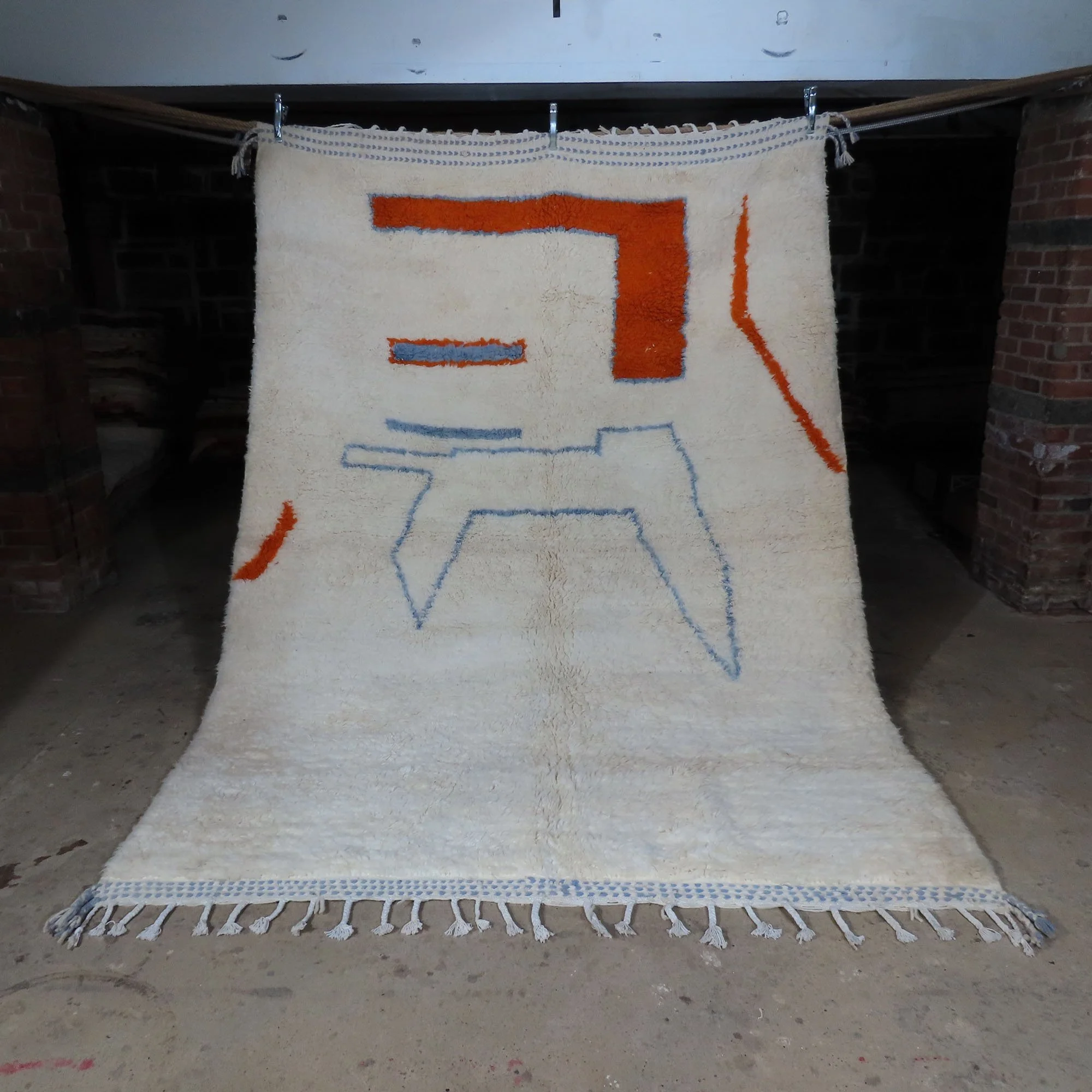 124''x81''