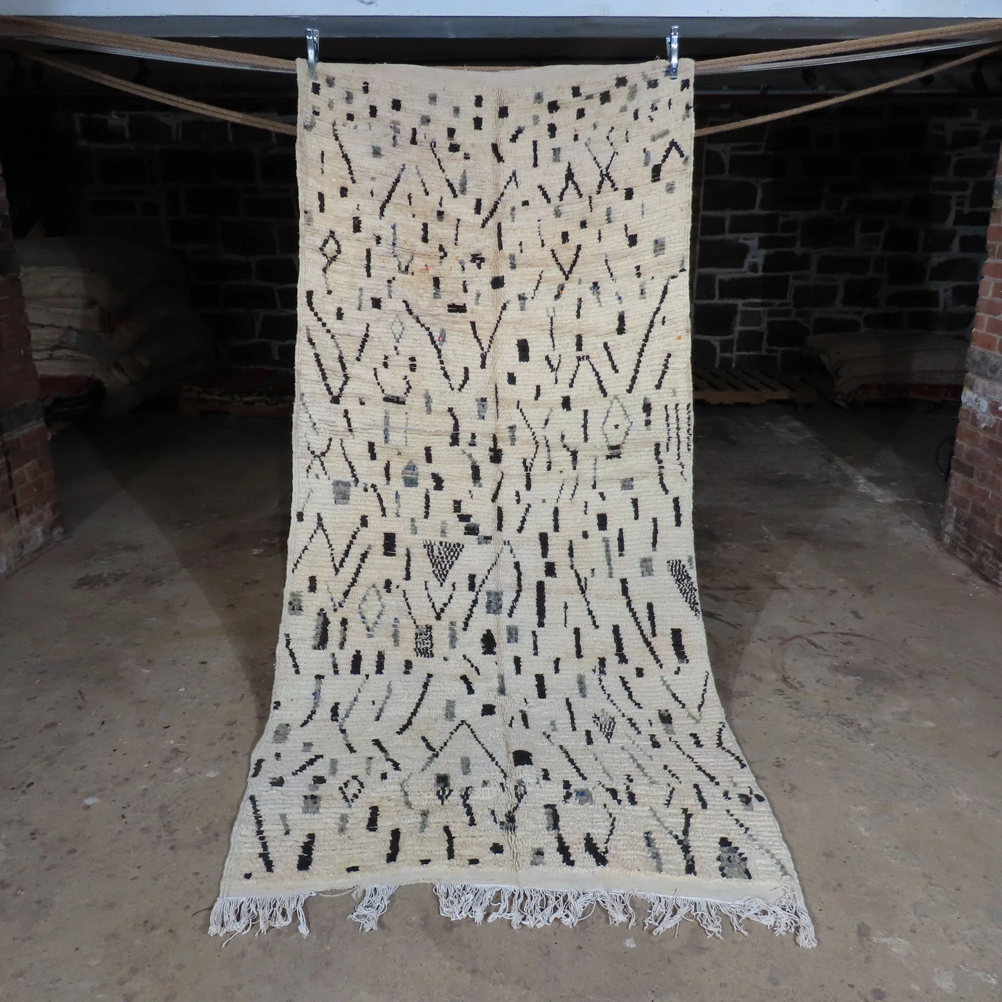 112''x52''