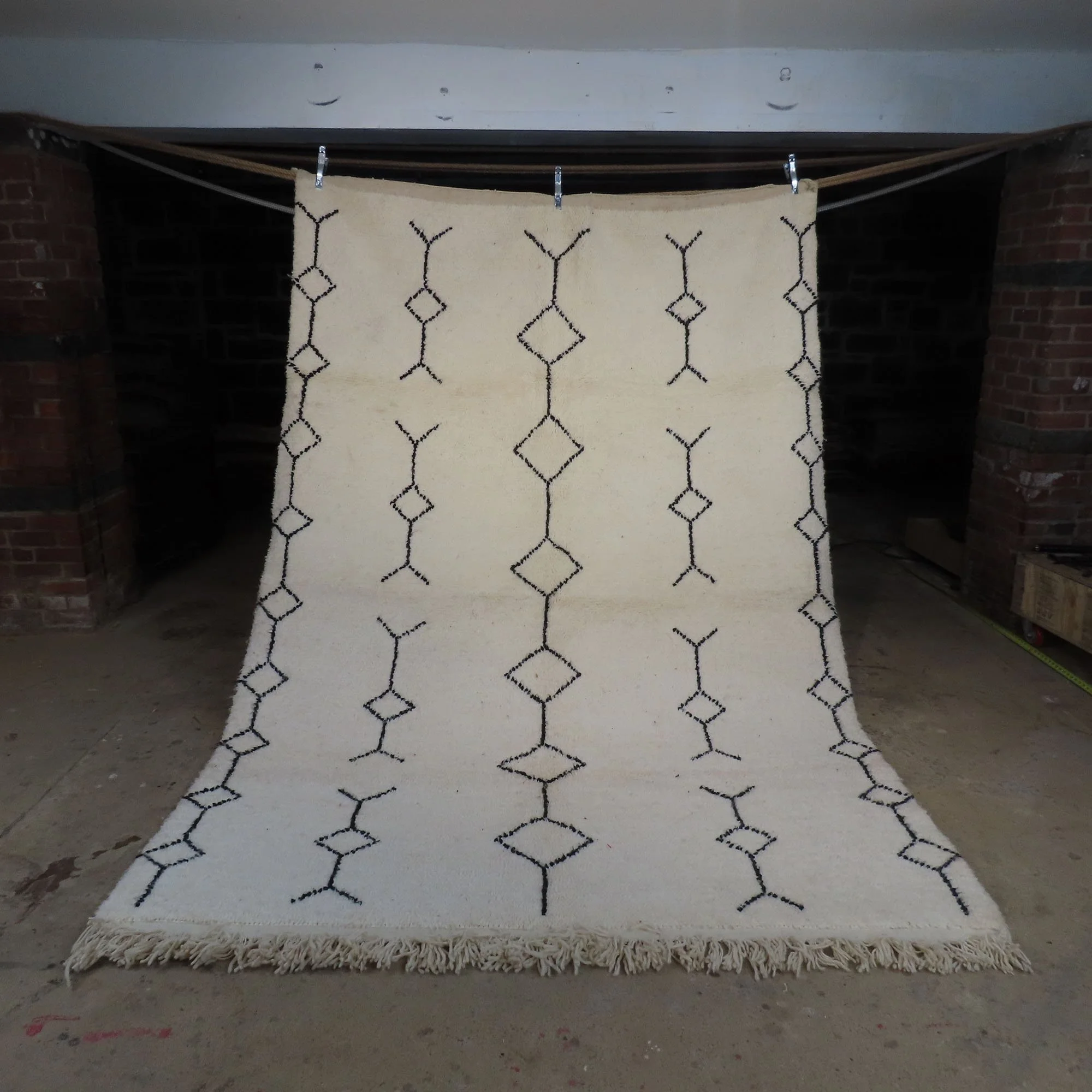 125''x78''