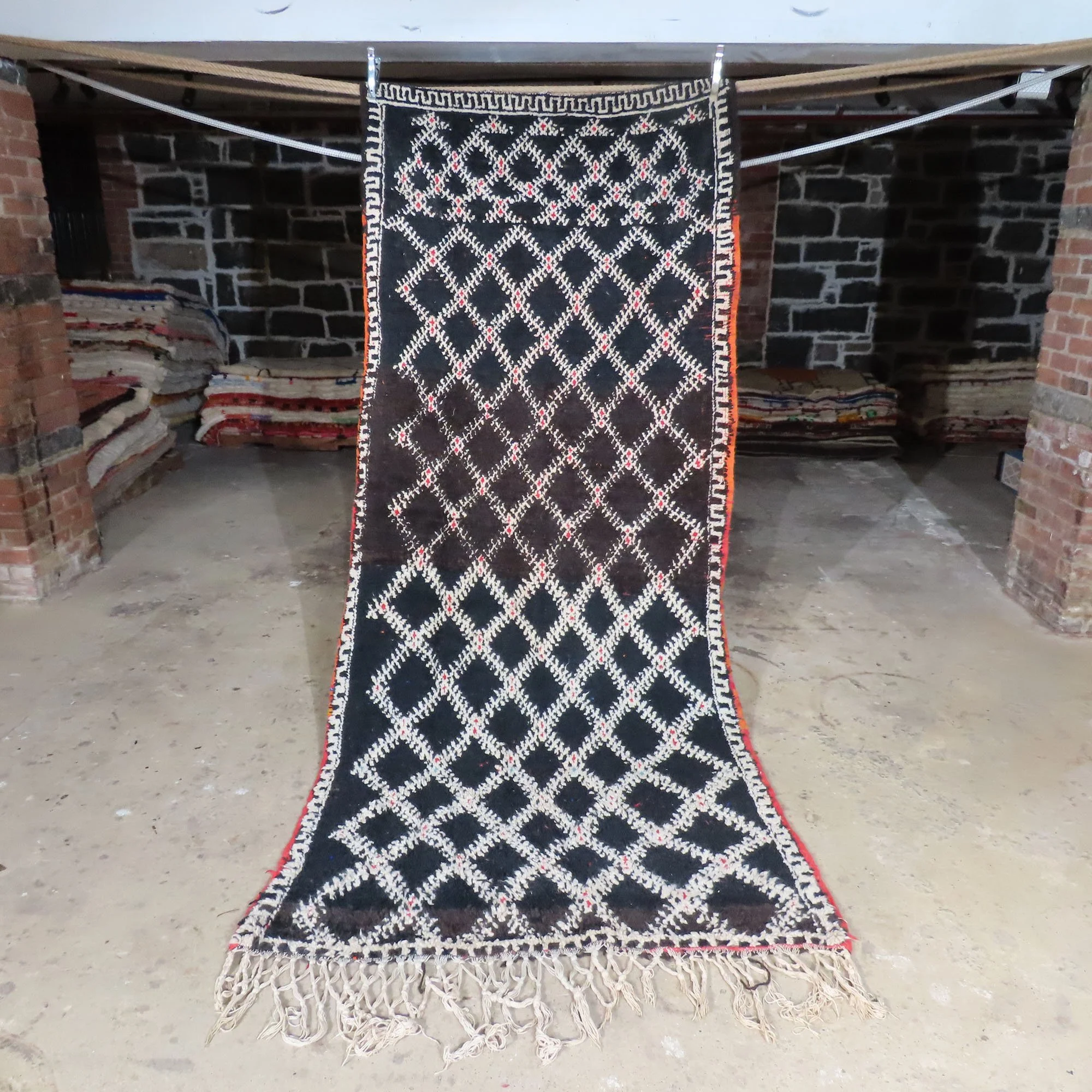 118''x48''