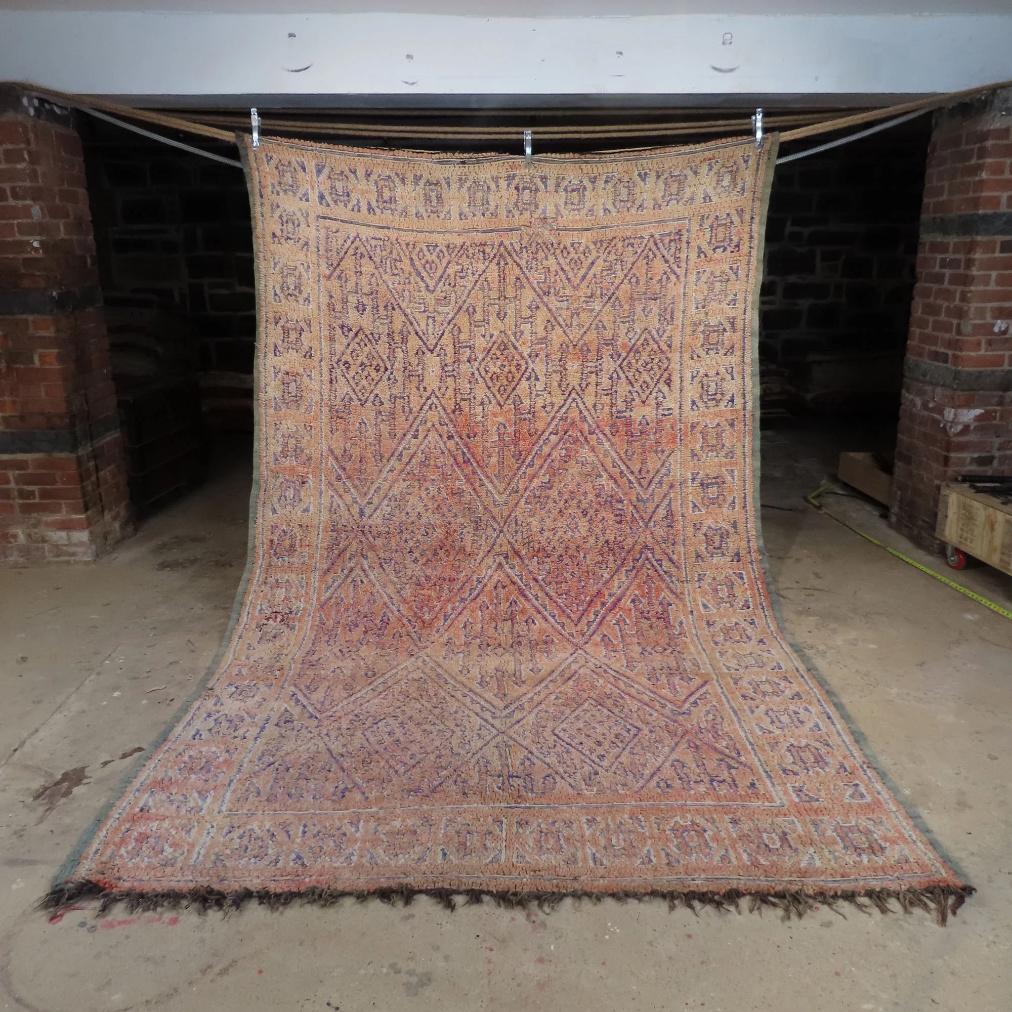 135''x79''