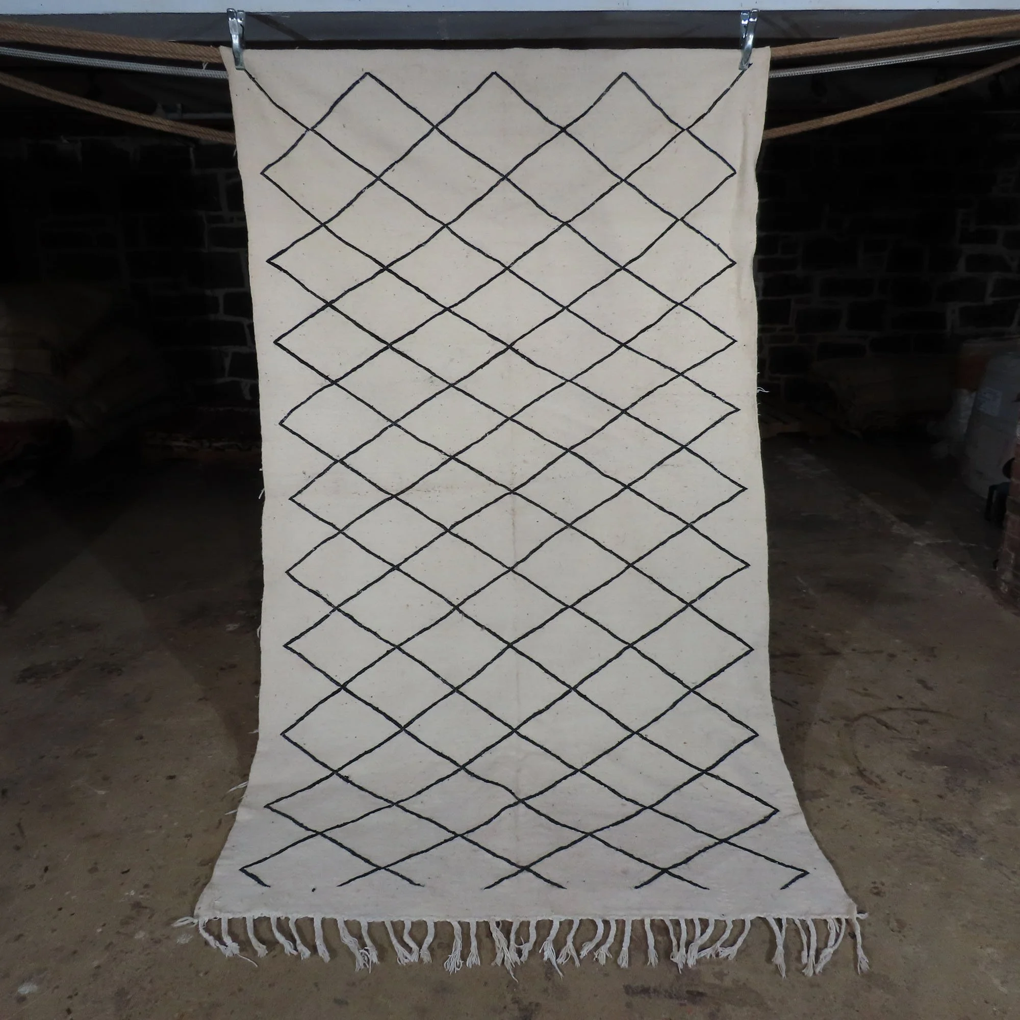 101''x60''