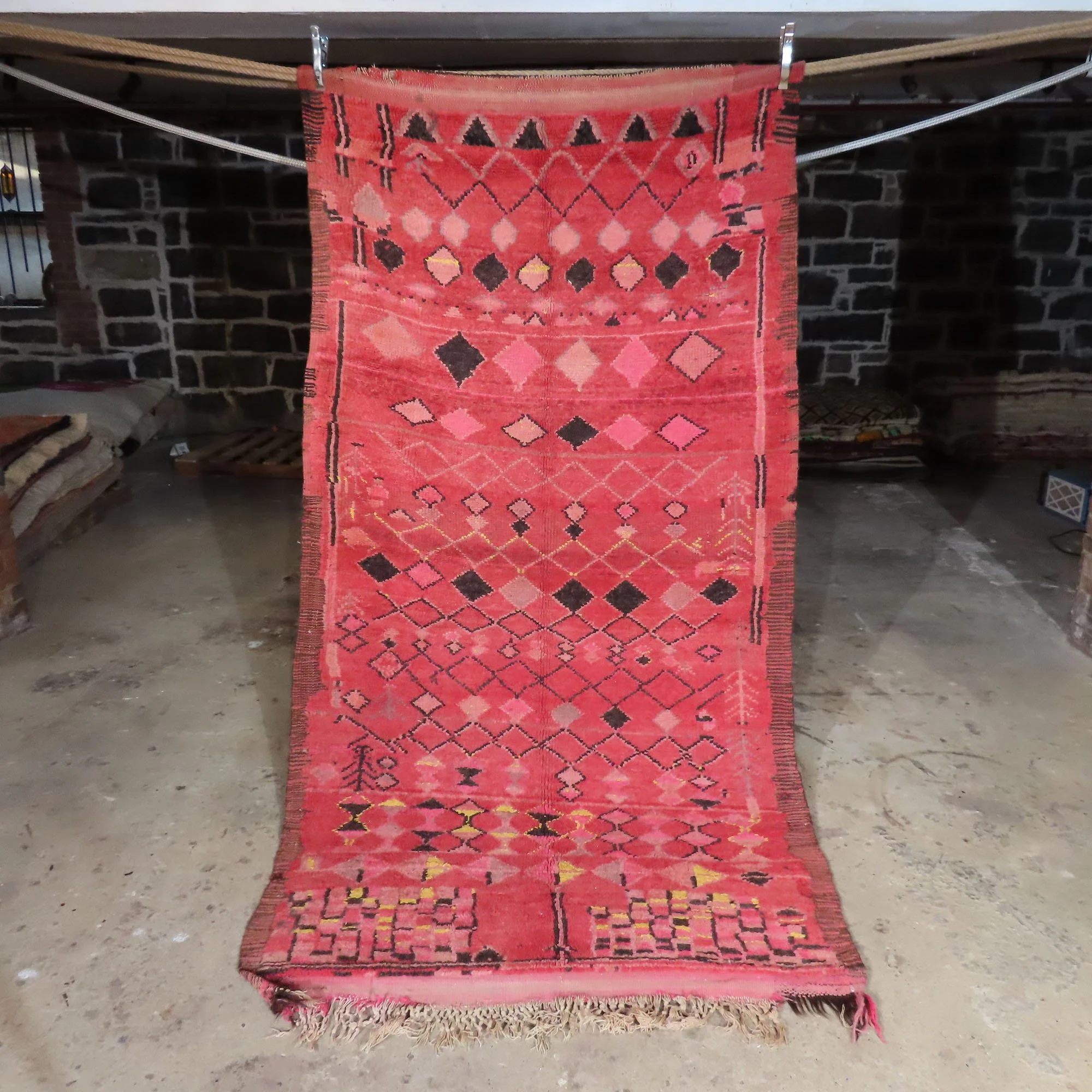 106''x54''