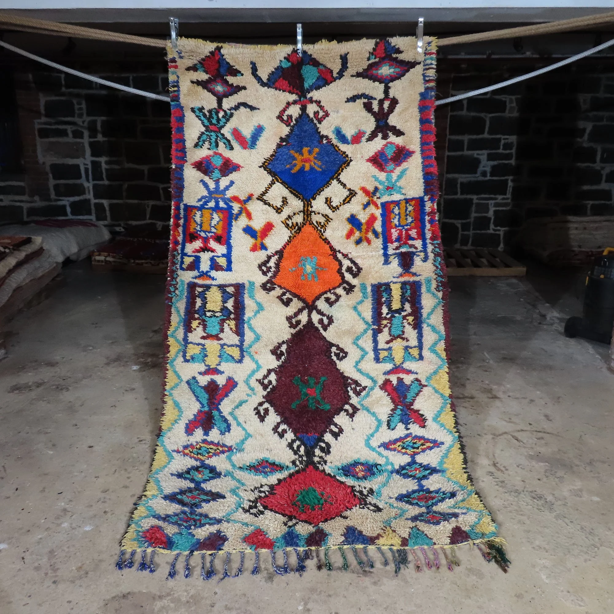 101''x55''