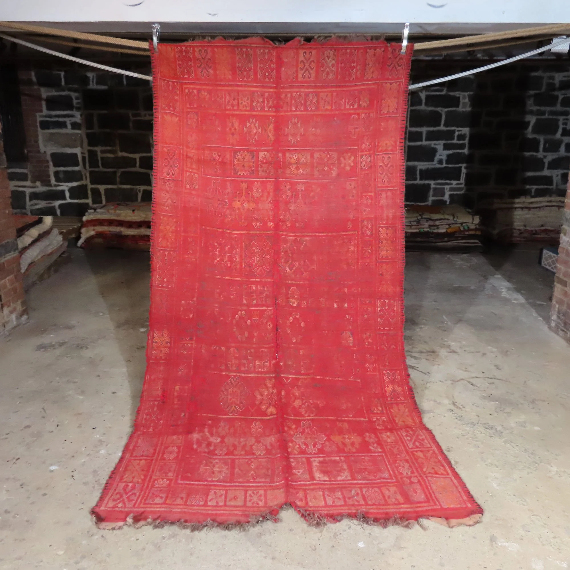 116''x58''