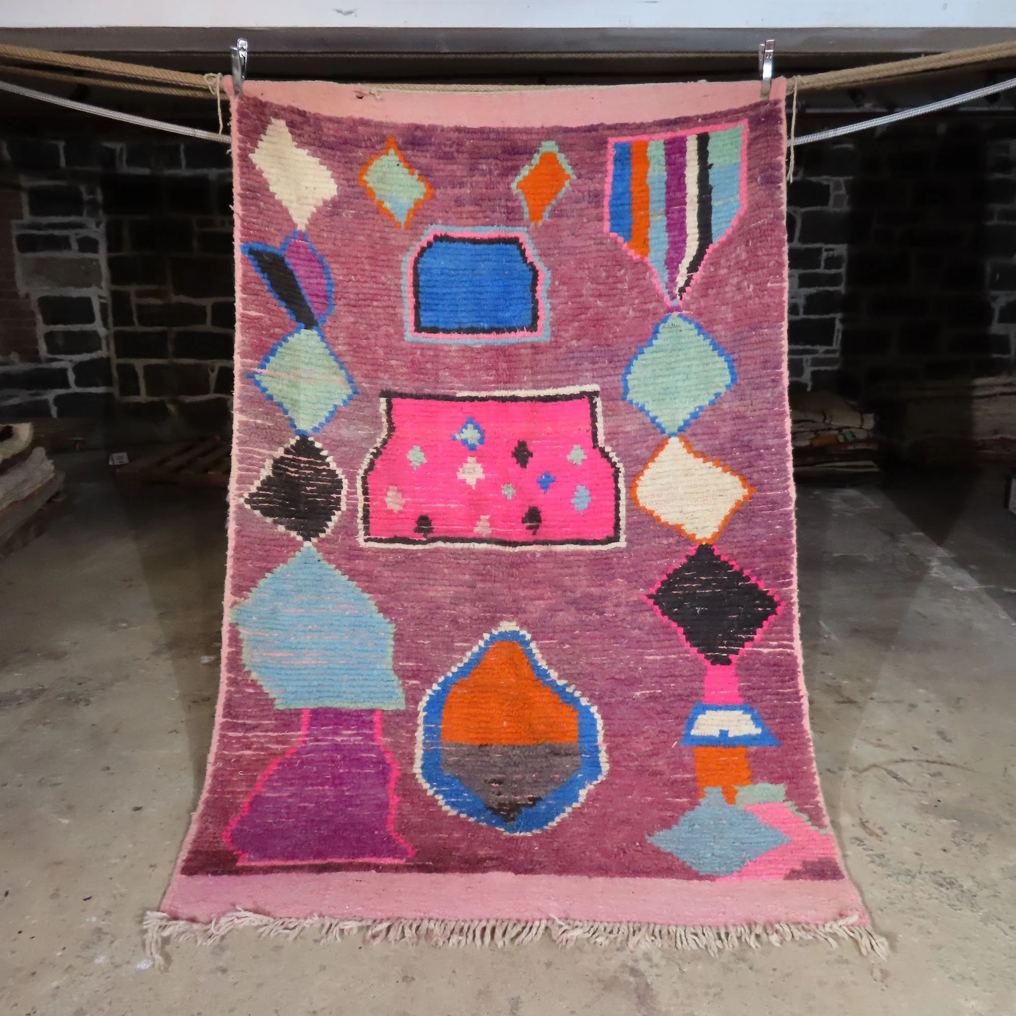 96''x61''