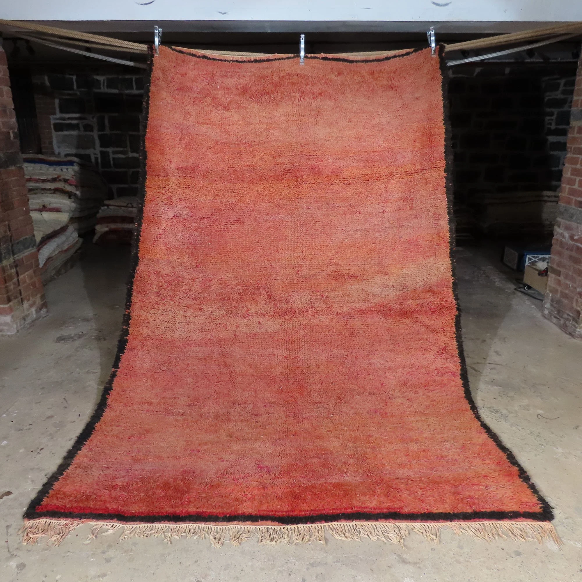 114''x76''