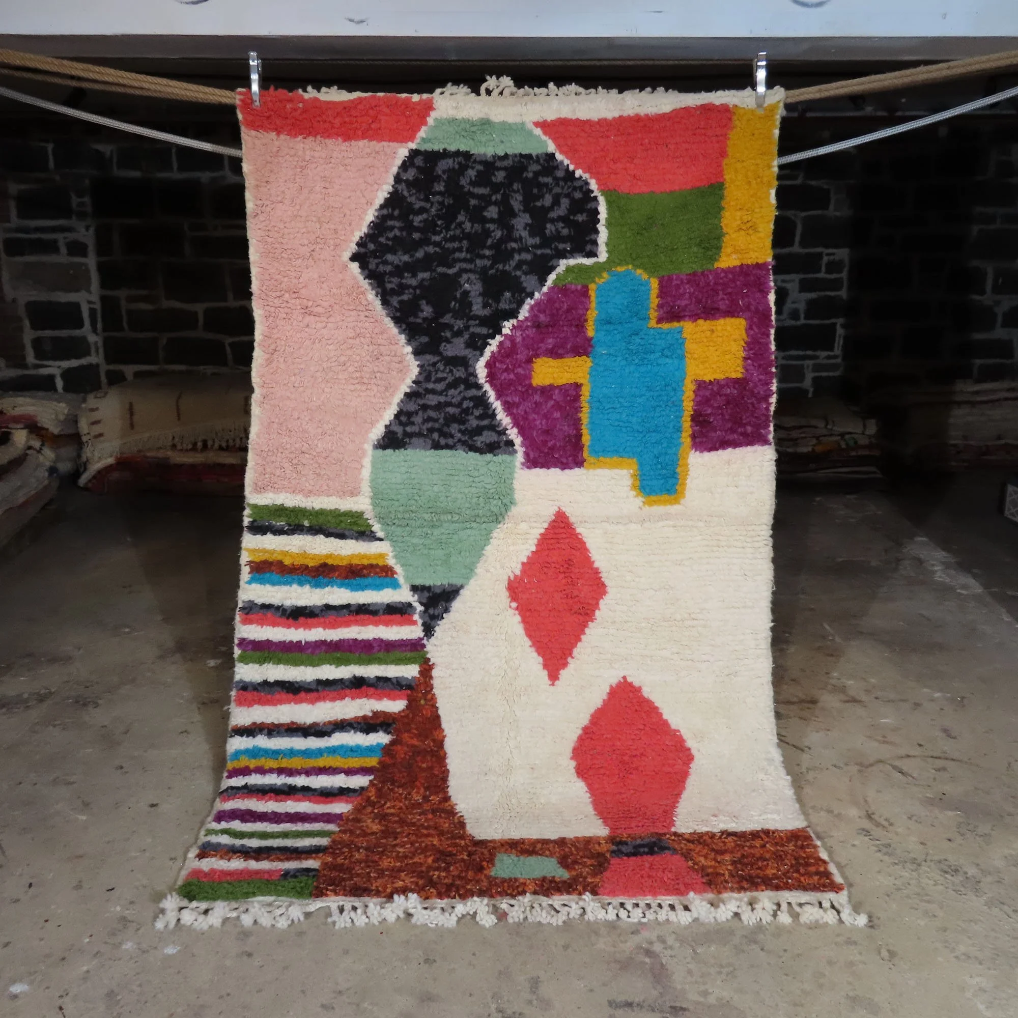 96''x59''