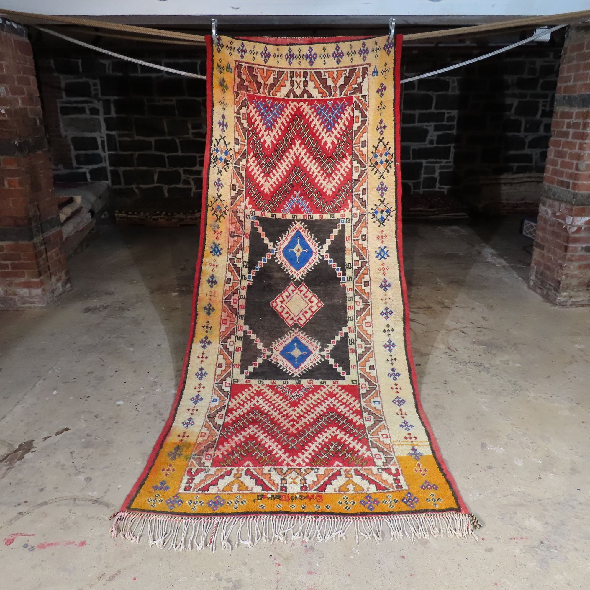 126''x50''