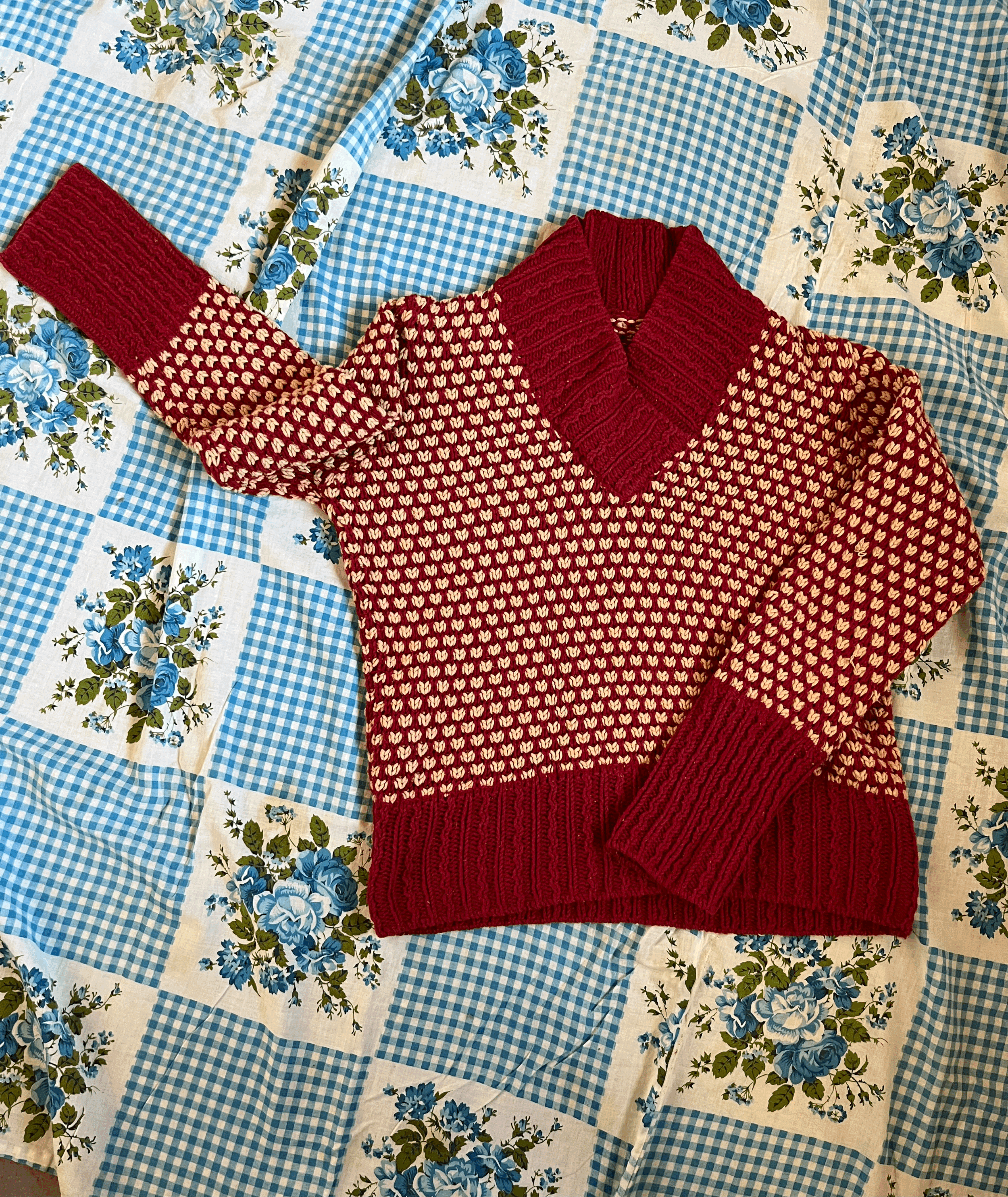 Scrumptious Heart Pattern Knitted Sweater