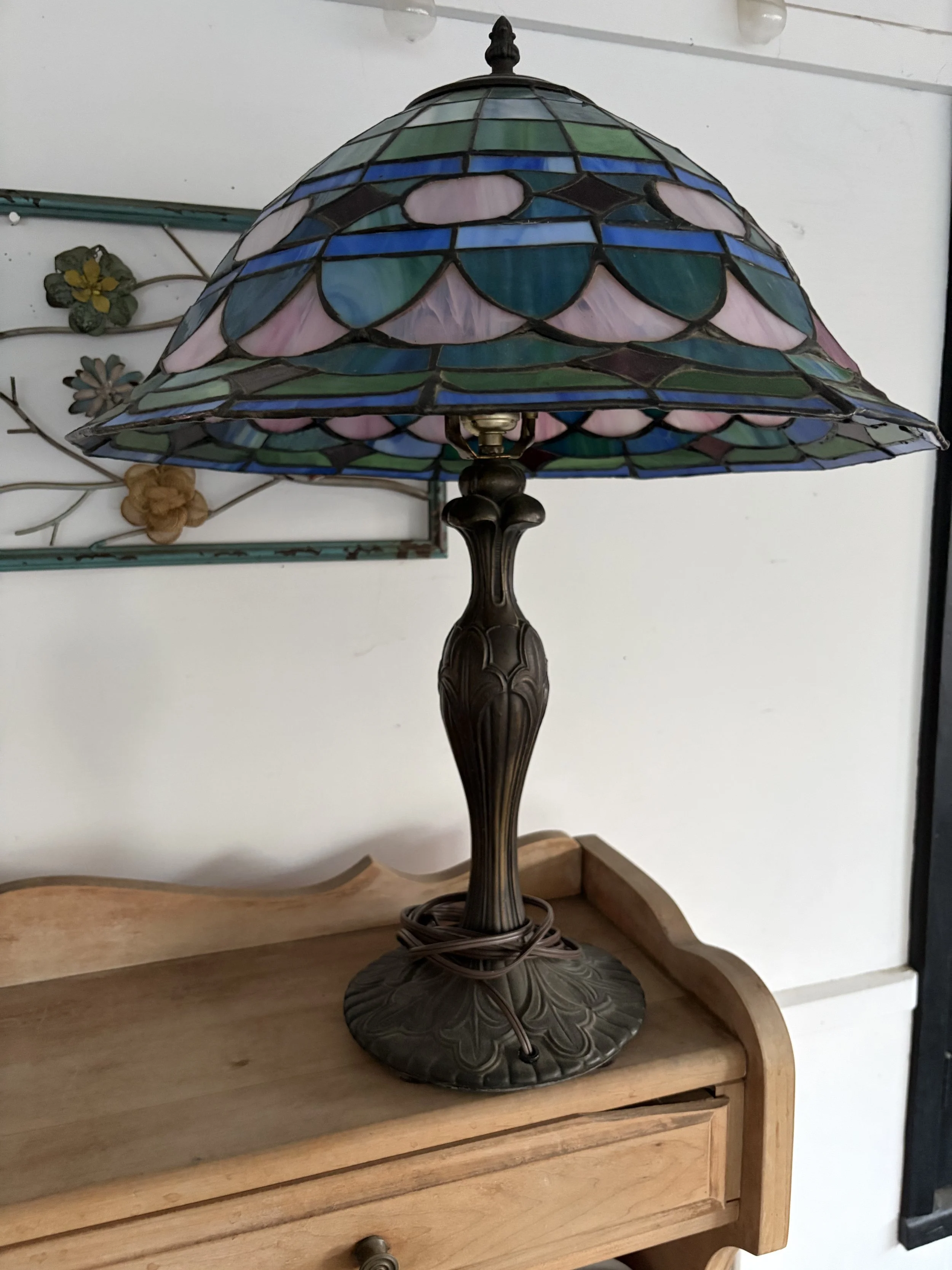 Tiffany Style in Blue's Table Lamp