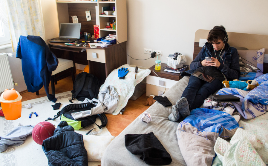 Clutter causes stress and fatigues.png
