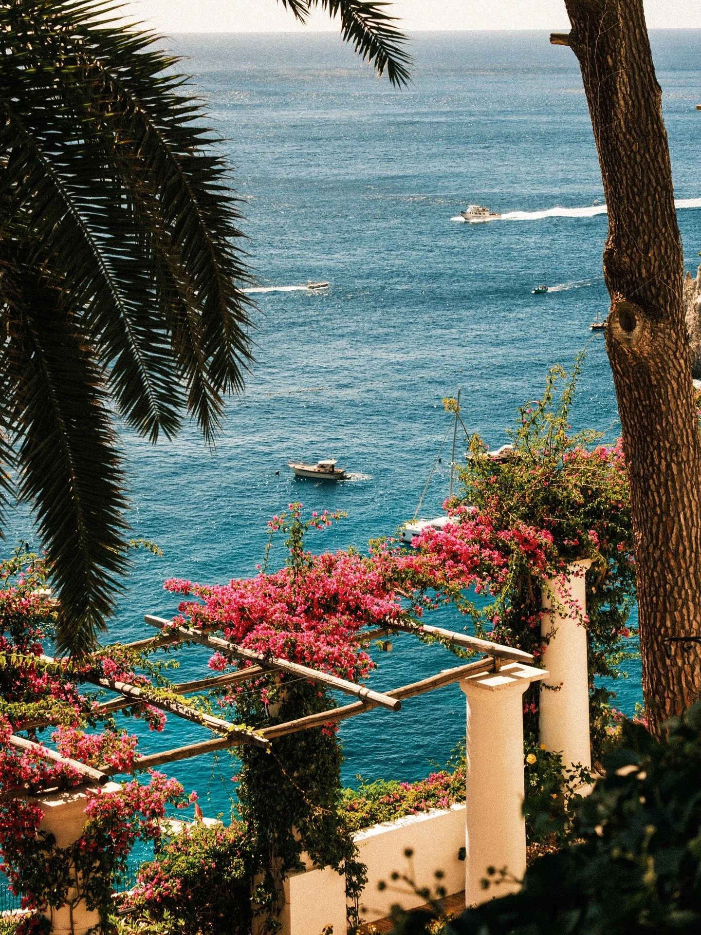 Sotto il sole &mdash; under the sun 🌞✨