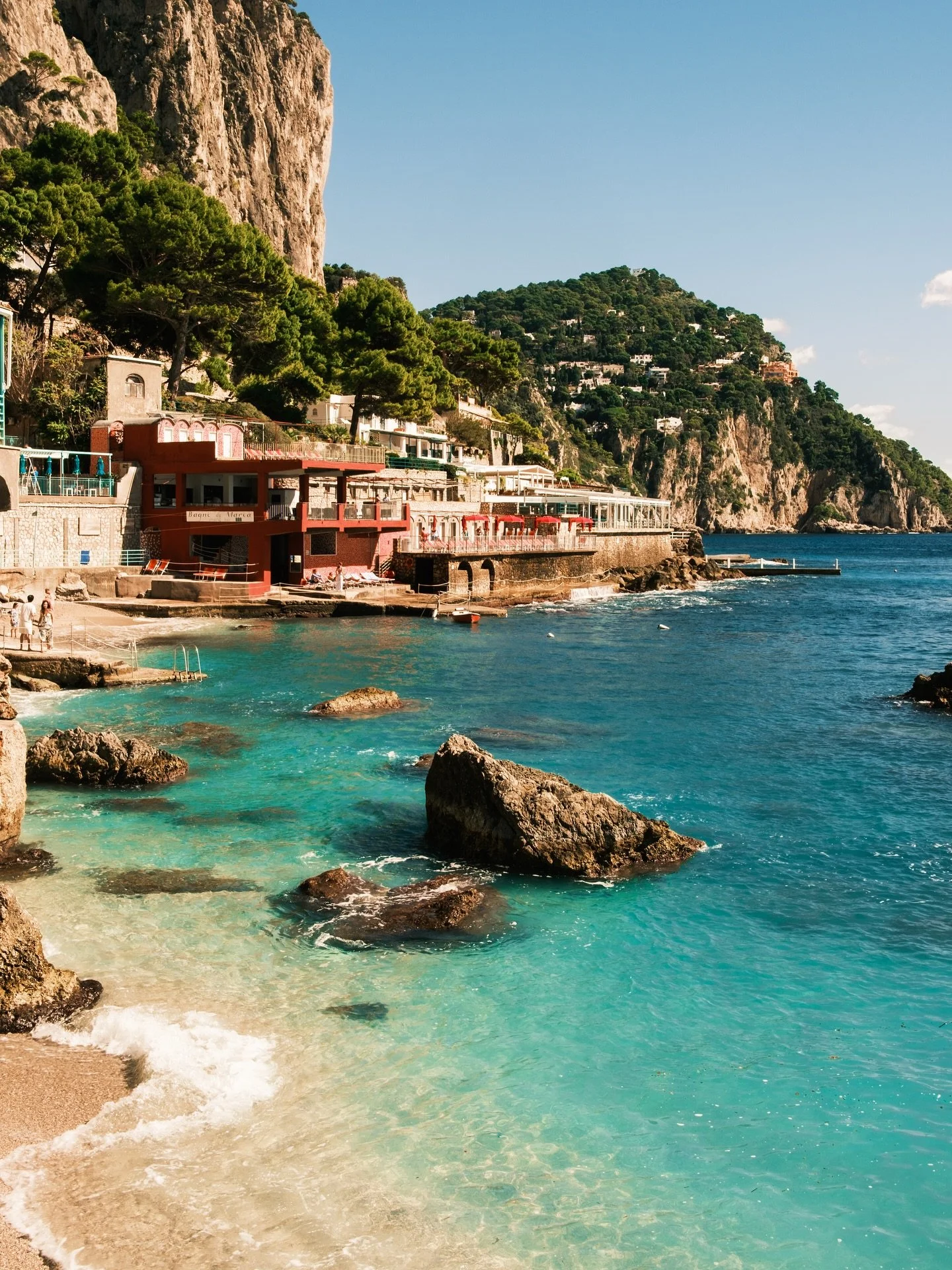 Holding onto summer 🌞 ✨