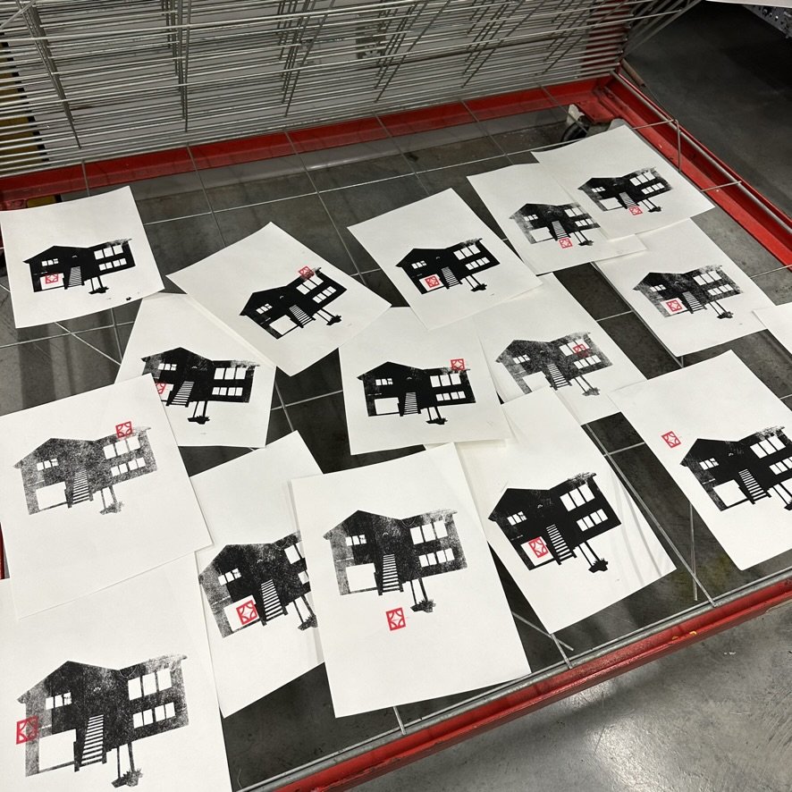 Lady's Home Screen Print