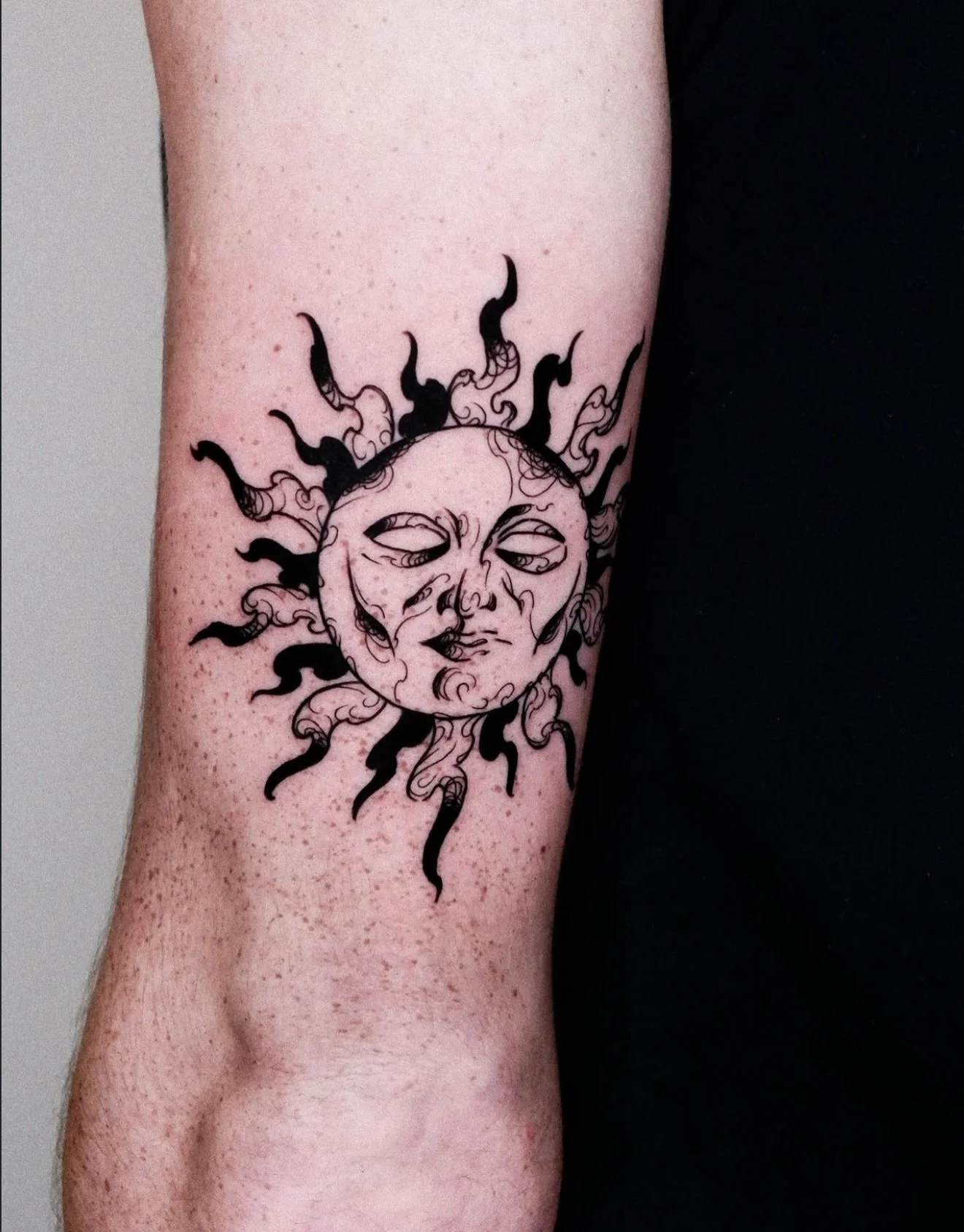 A sun with a little bite to it.
Created by our resident artist @heinz__haus