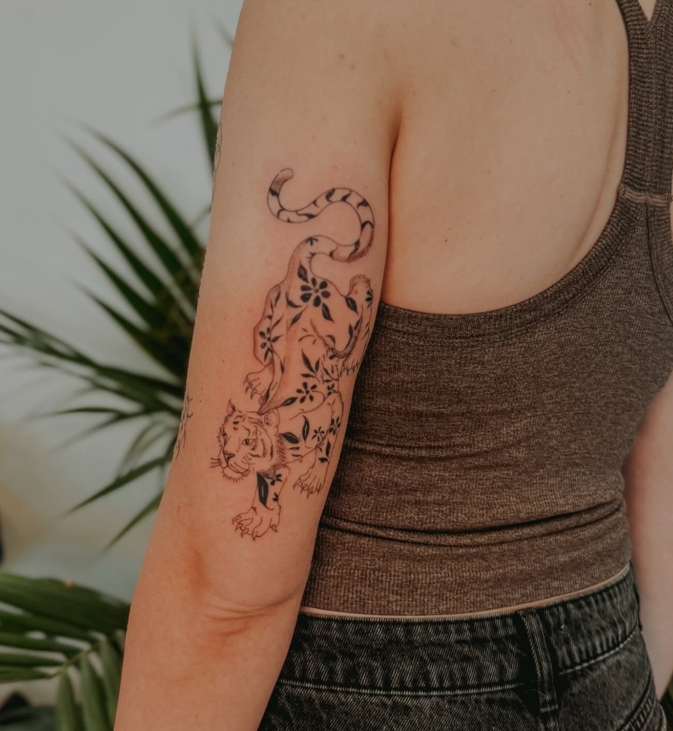 If you want one of @little_darlin_tattoos&rsquo; tattoos, don&rsquo;t sleep on it - she&rsquo;s popular for a reason, and her books fill up fast.

Send her a message to lock in a booking. Feeling a bit more impulsive? We&rsquo;ve always got plenty ha