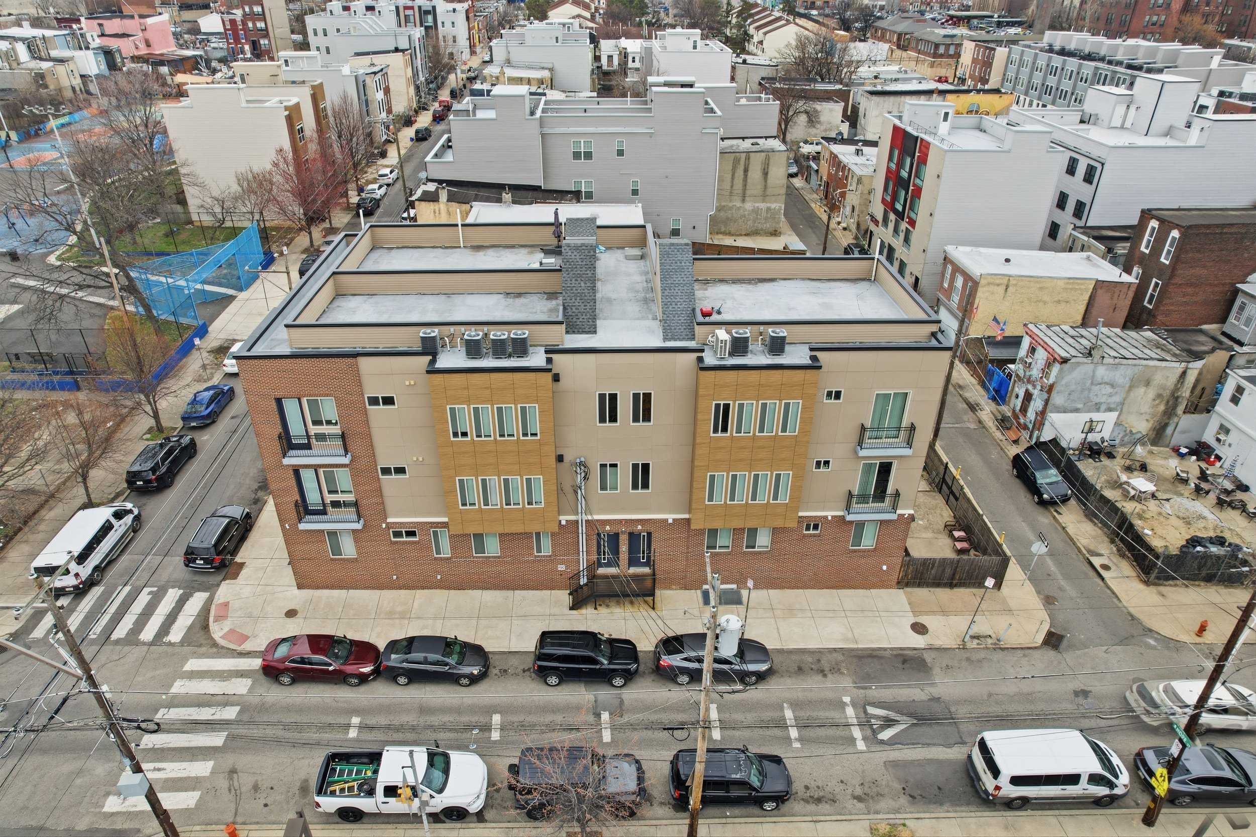 121 W Cumberland Street - Available