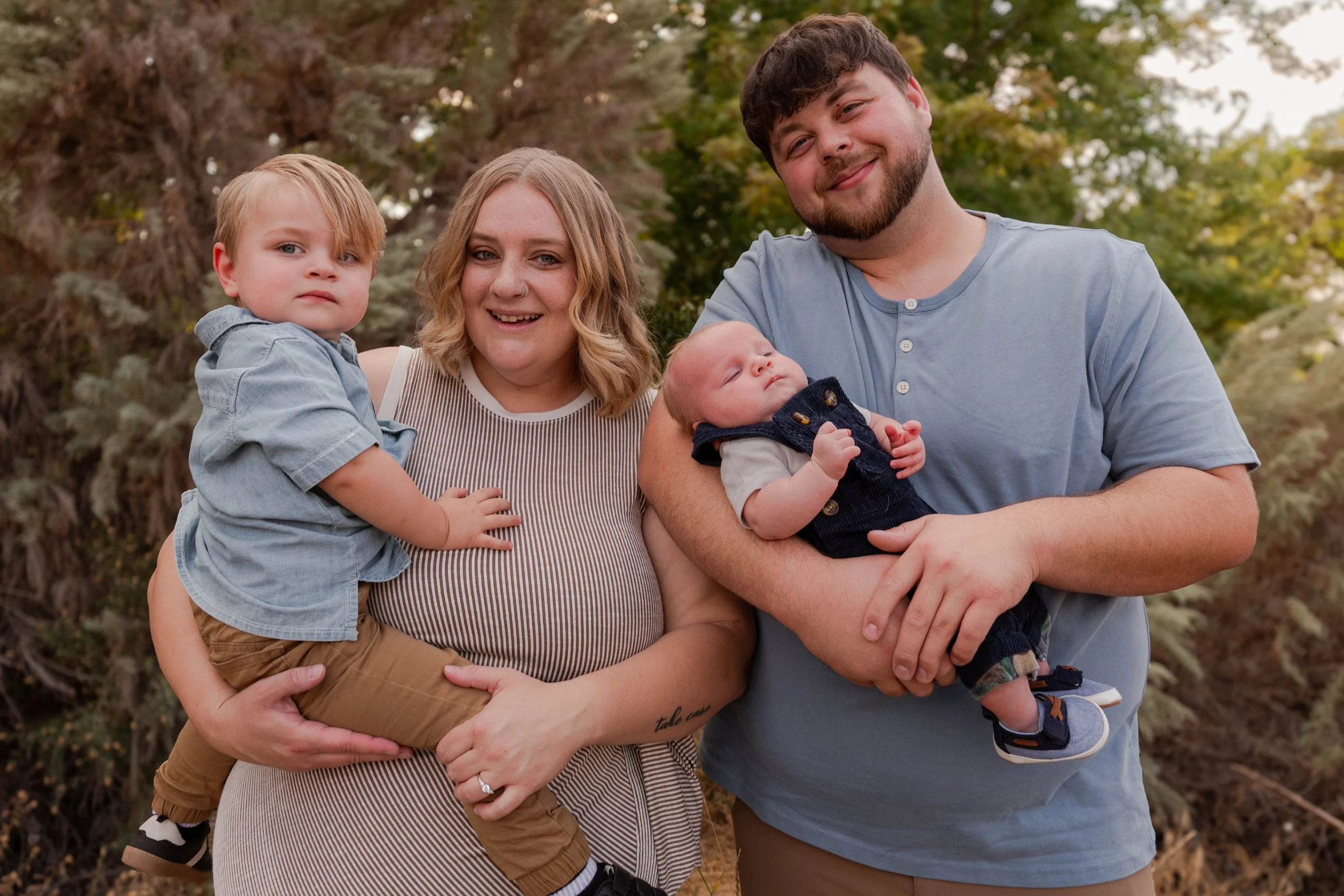Richland, WA Family Newborn Portraits.jpg