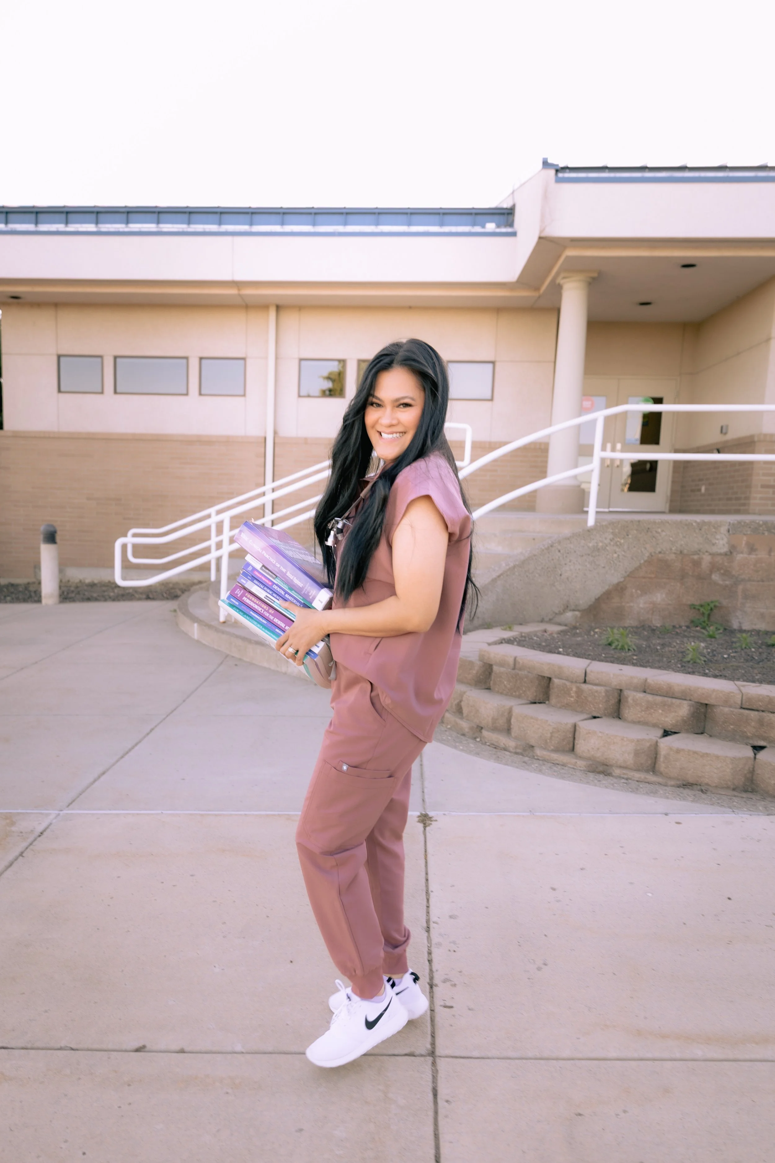 Pasco, Tri-Cities, WA Graduation Pictures.jpg