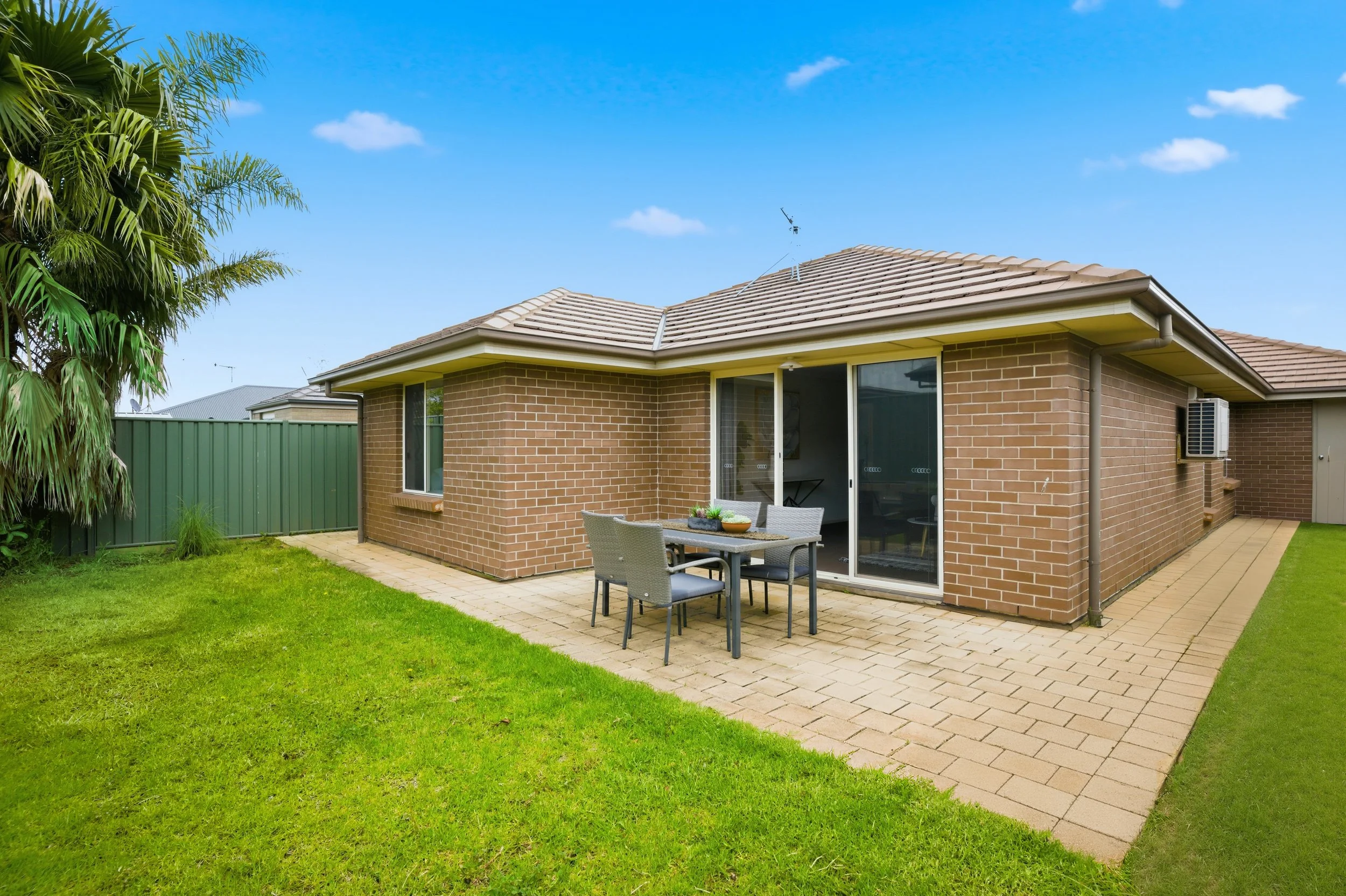 10 MAHOGANY CIRCUIT PARAFIELD GARDENS RE Photos 17.jpg