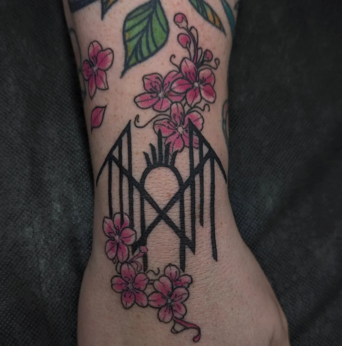 A Sleep Token homage to celebrate the recent concert that was here at the moda a few months ago! 

Hand tatty fun!