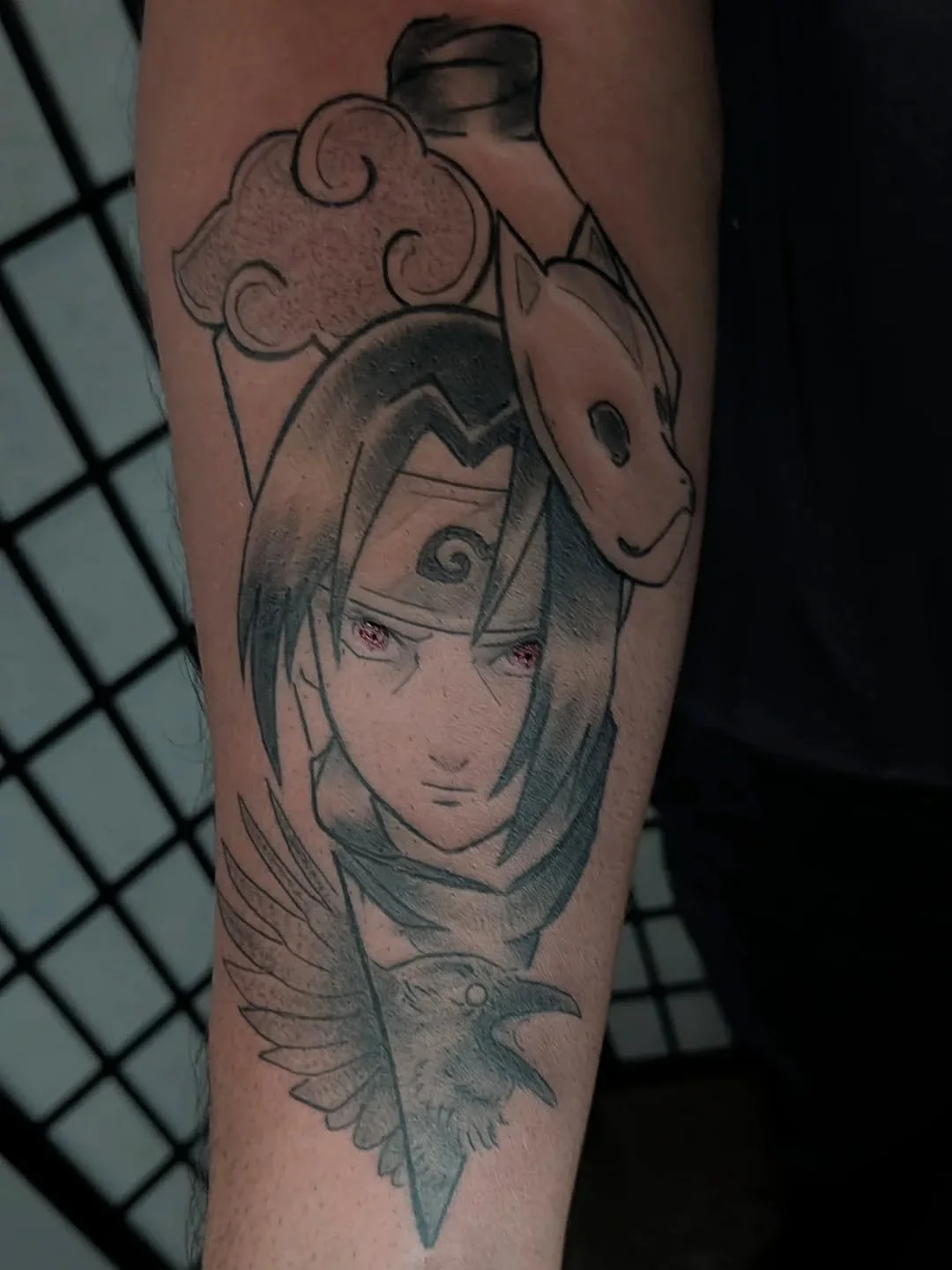 Itachi Uchiha

Hellyea