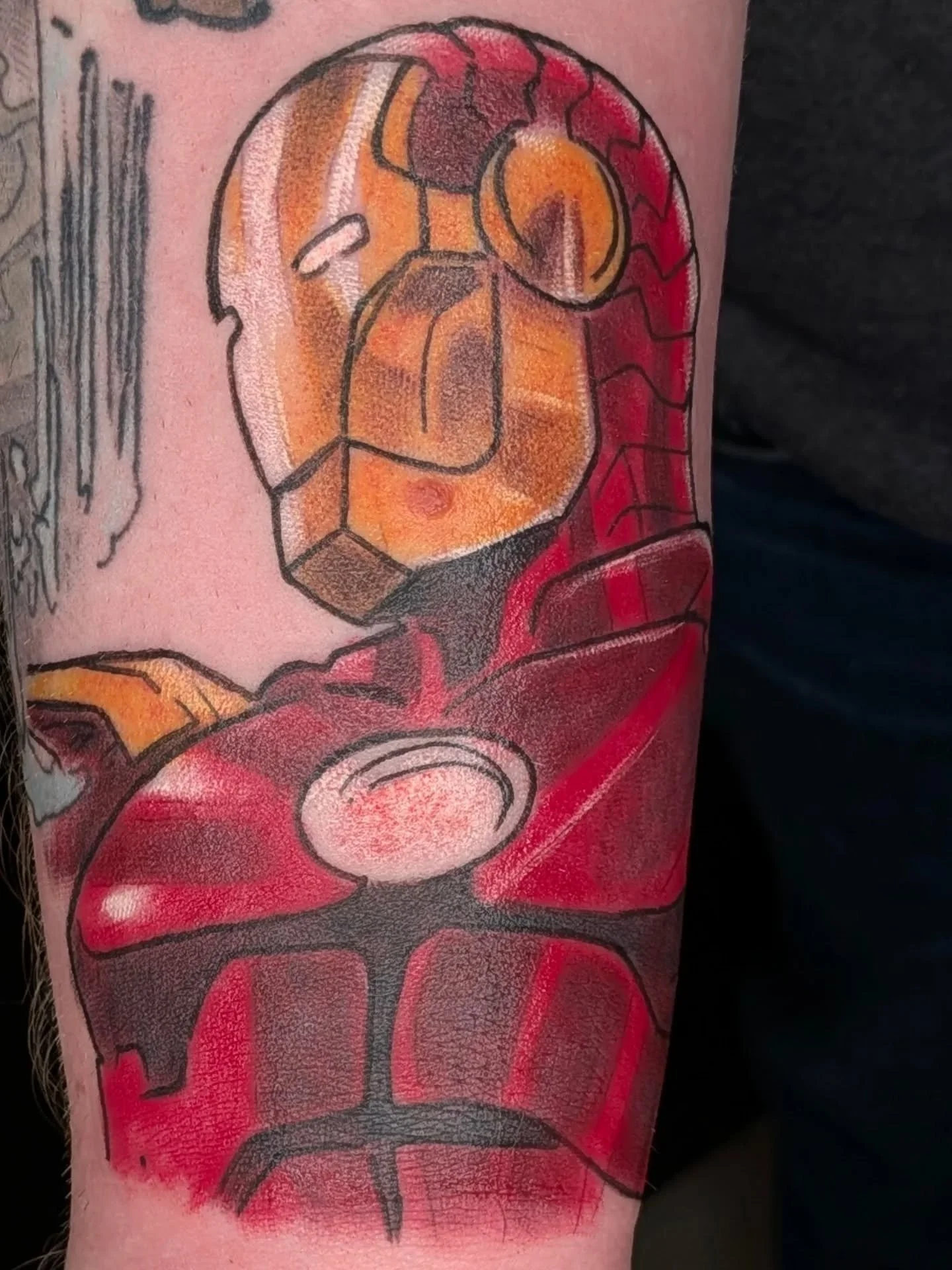 Finished up the bottom of this Marvel / DC sleeve with some Iron man.