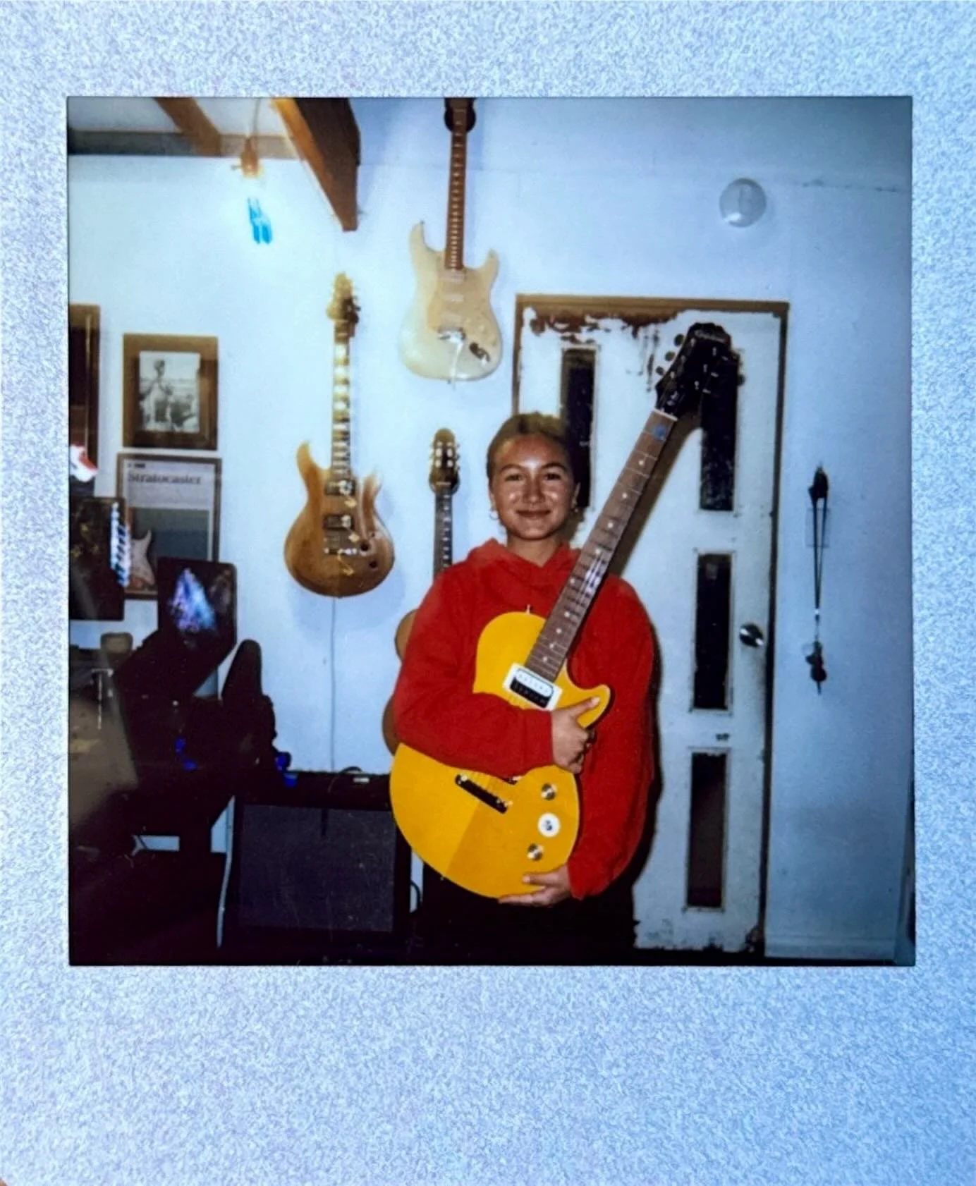 Kissi brings such a thoughtful energy into lessons. Always down for a laugh but also listens deeply, has great taste in music, and is always open to trying something new, which makes learning really rewarding.

Seeing her take that curiosity and conf