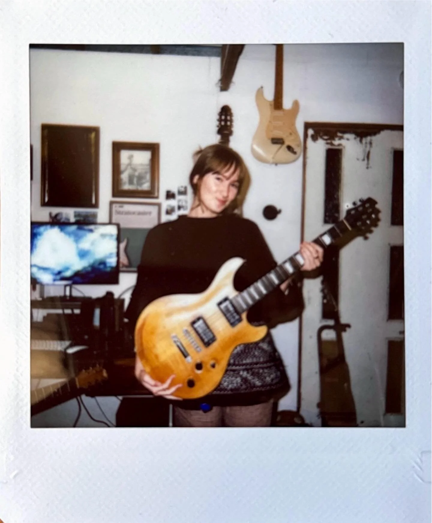 Huge congratulations to Maya on finishing her HSC!

A big year of work, focus, and commitment, wrapped up with a strong performance and a great selection of songs. We love seeing students putting the hours in, and growing through music, not just for 