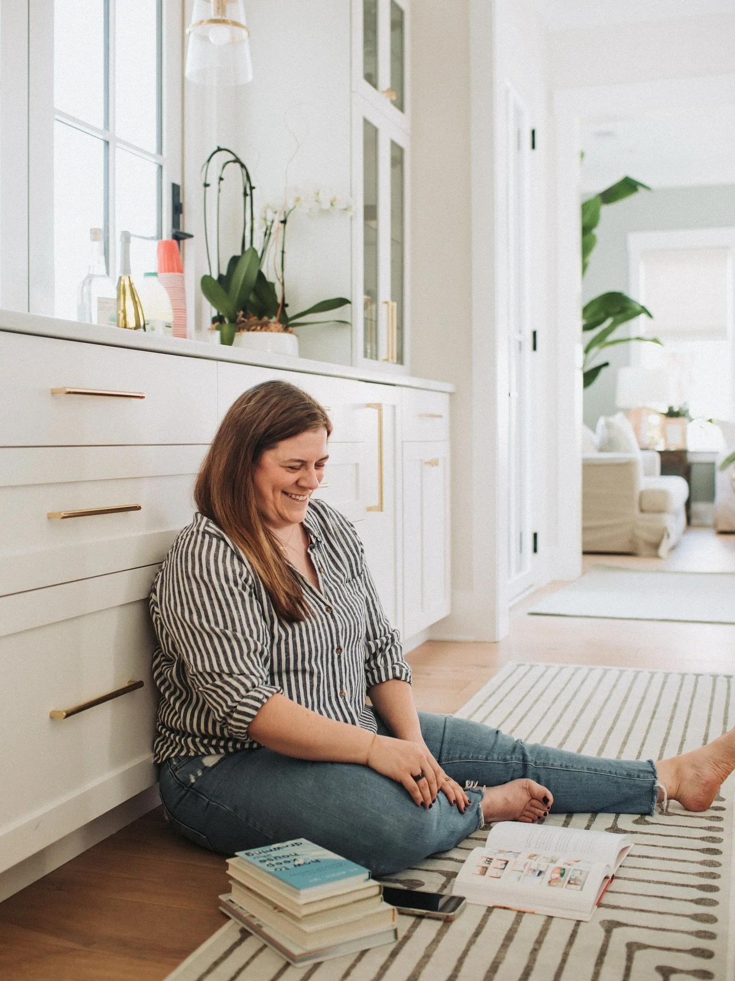 We have some new faces around here, so I wanted to reintroduce myself! Hi, I&rsquo;m Rebecca - founder of SHIFT Into Organized and lover of calm spaces, early mornings, and a good yoga class. Born and raised right here in Mount Pleasant, SC.

I start