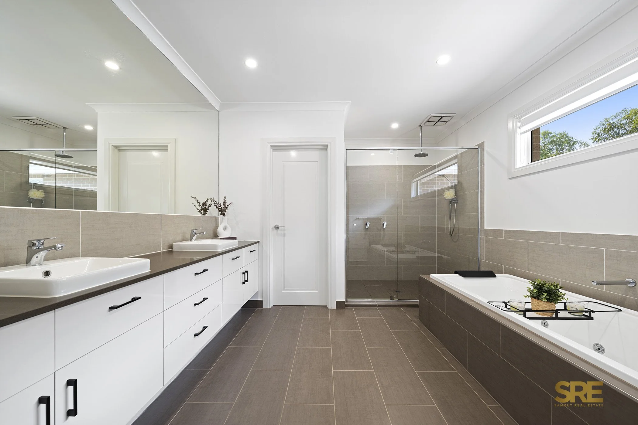 5A Kororoit Crt Web (18).jpg