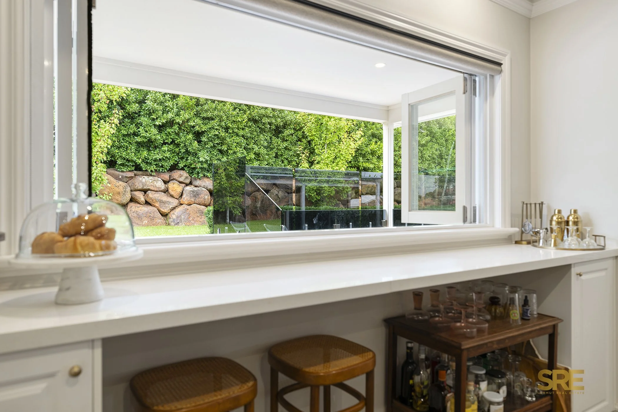 53 Links Rd Web (17).jpg