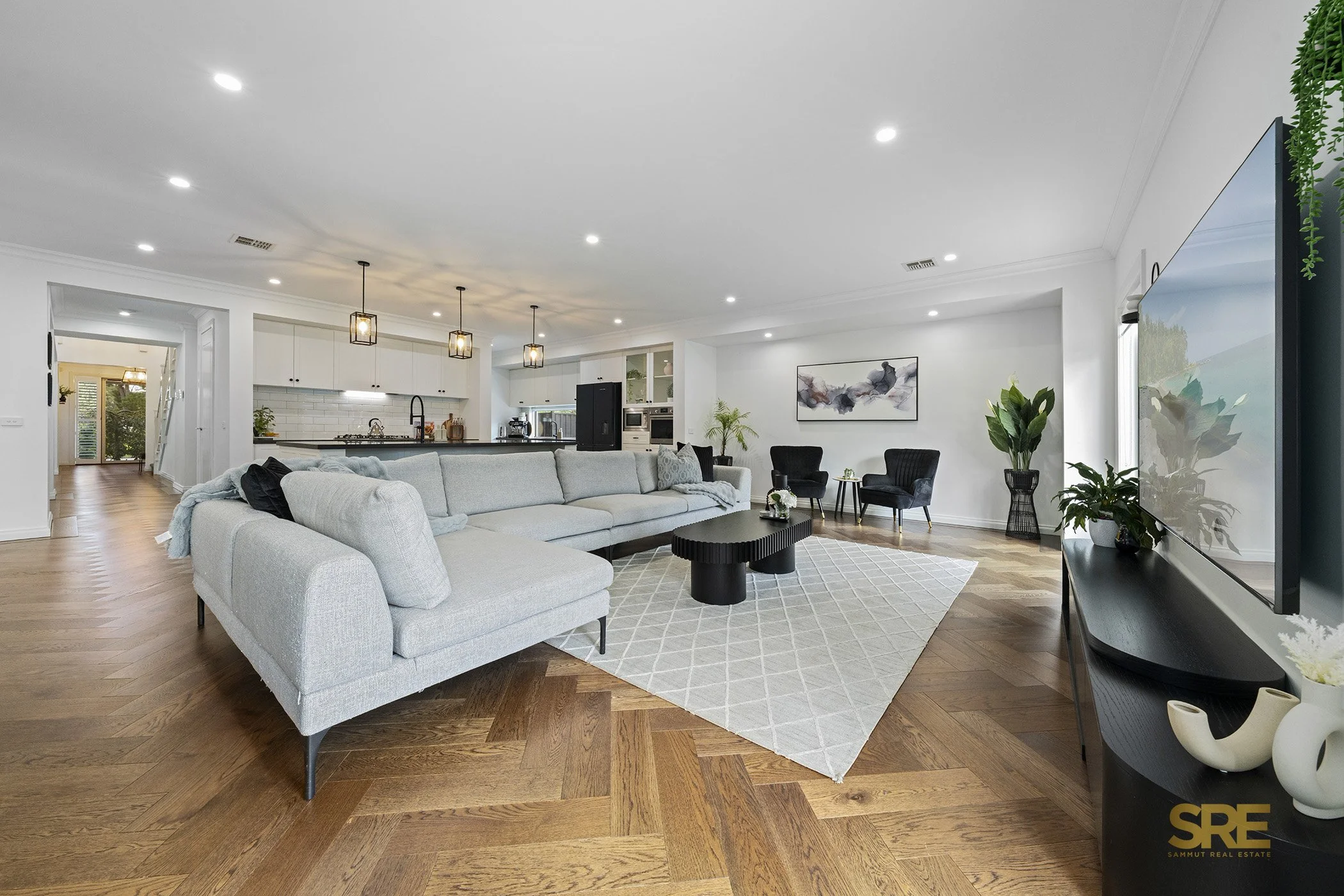 5A Kororoit Crt Web (9).jpg