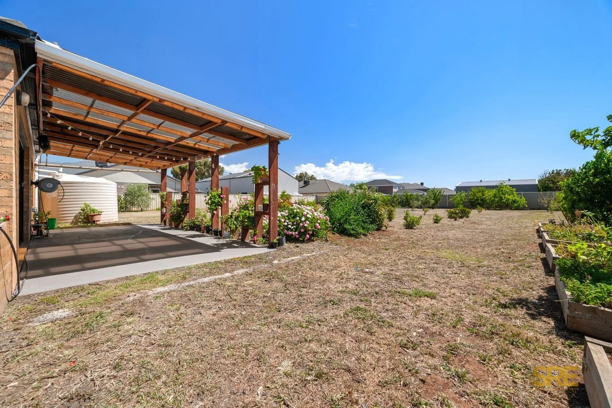 24 Highfield Way 9 copy.jpg